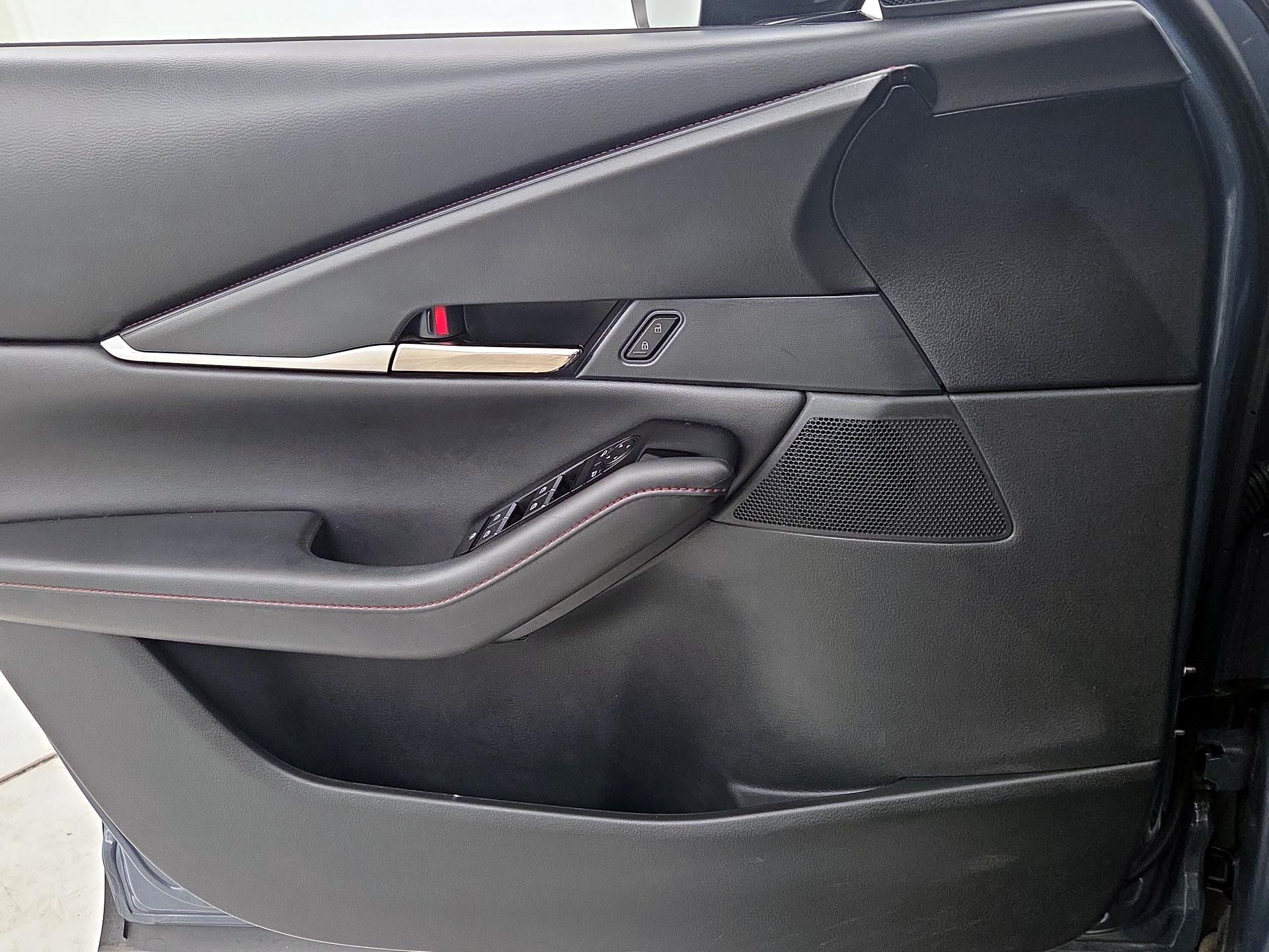 Thumbnail: 2022 Mazda CX-30 - 12