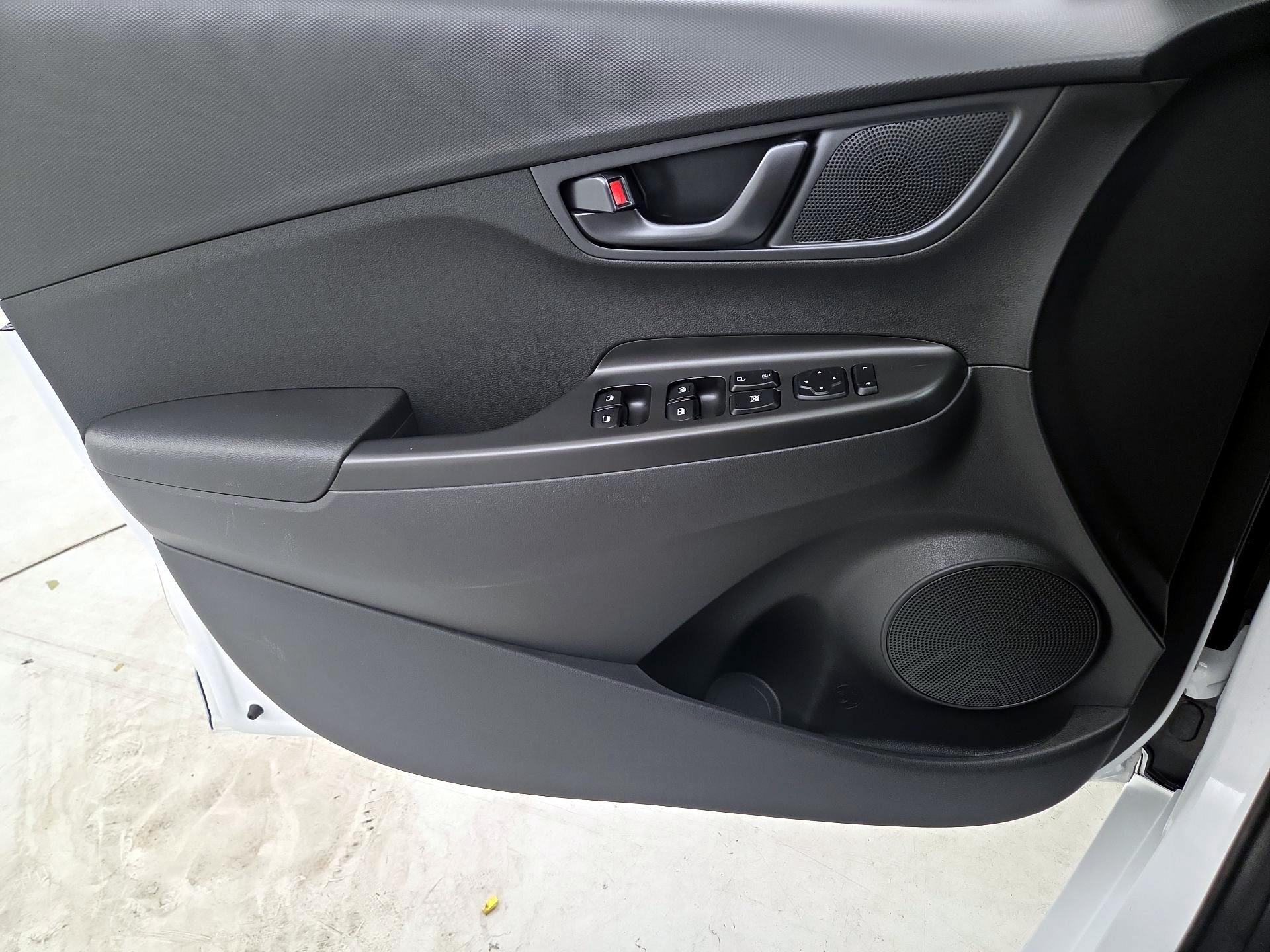 Thumbnail: 2023 Hyundai Kona - 12
