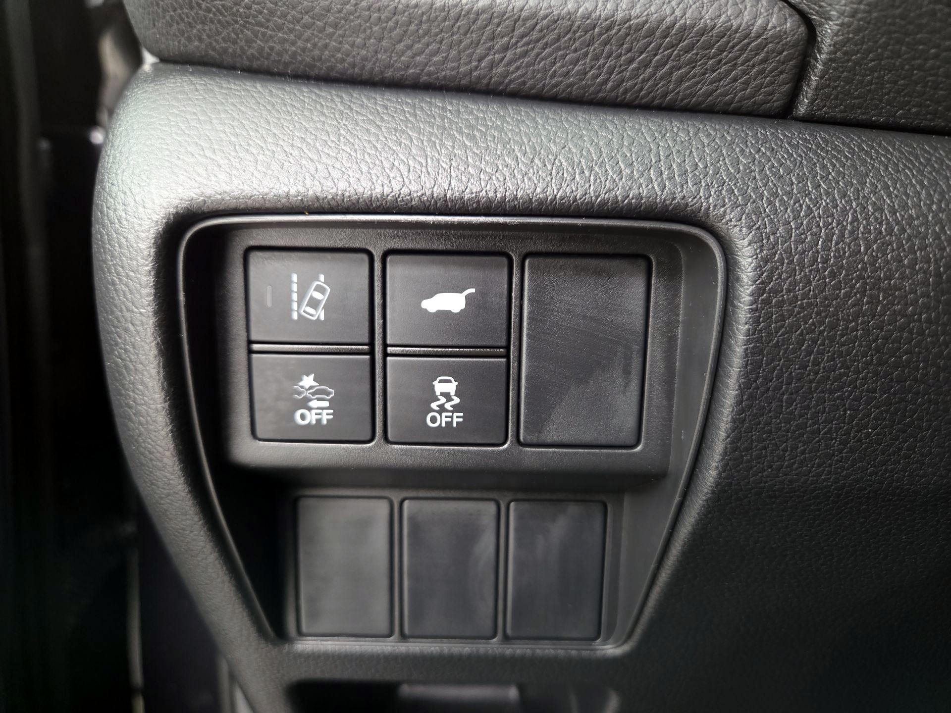 Thumbnail: 2017 Honda CR-V - 11