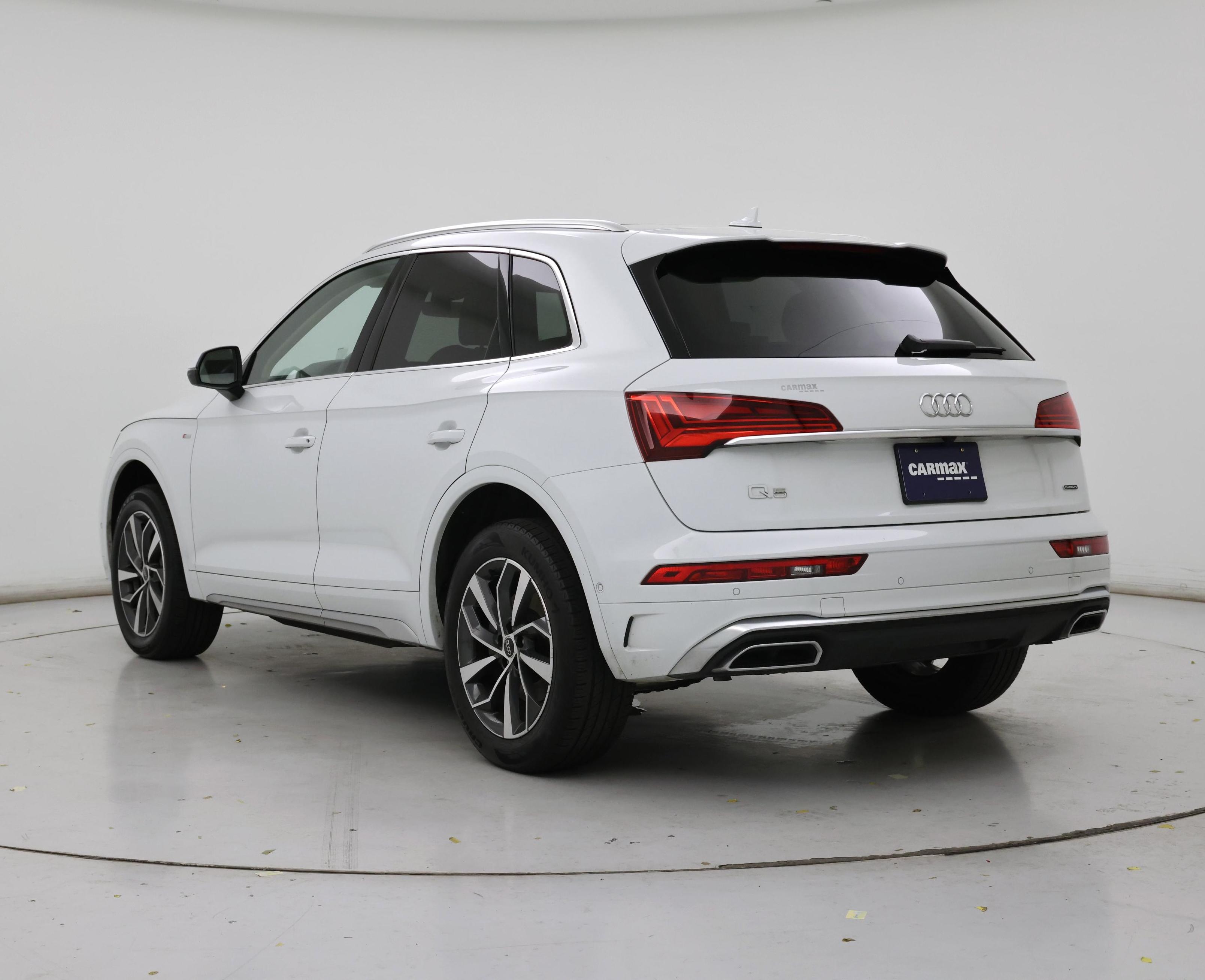 Thumbnail: 2023 Audi Q5 - 2