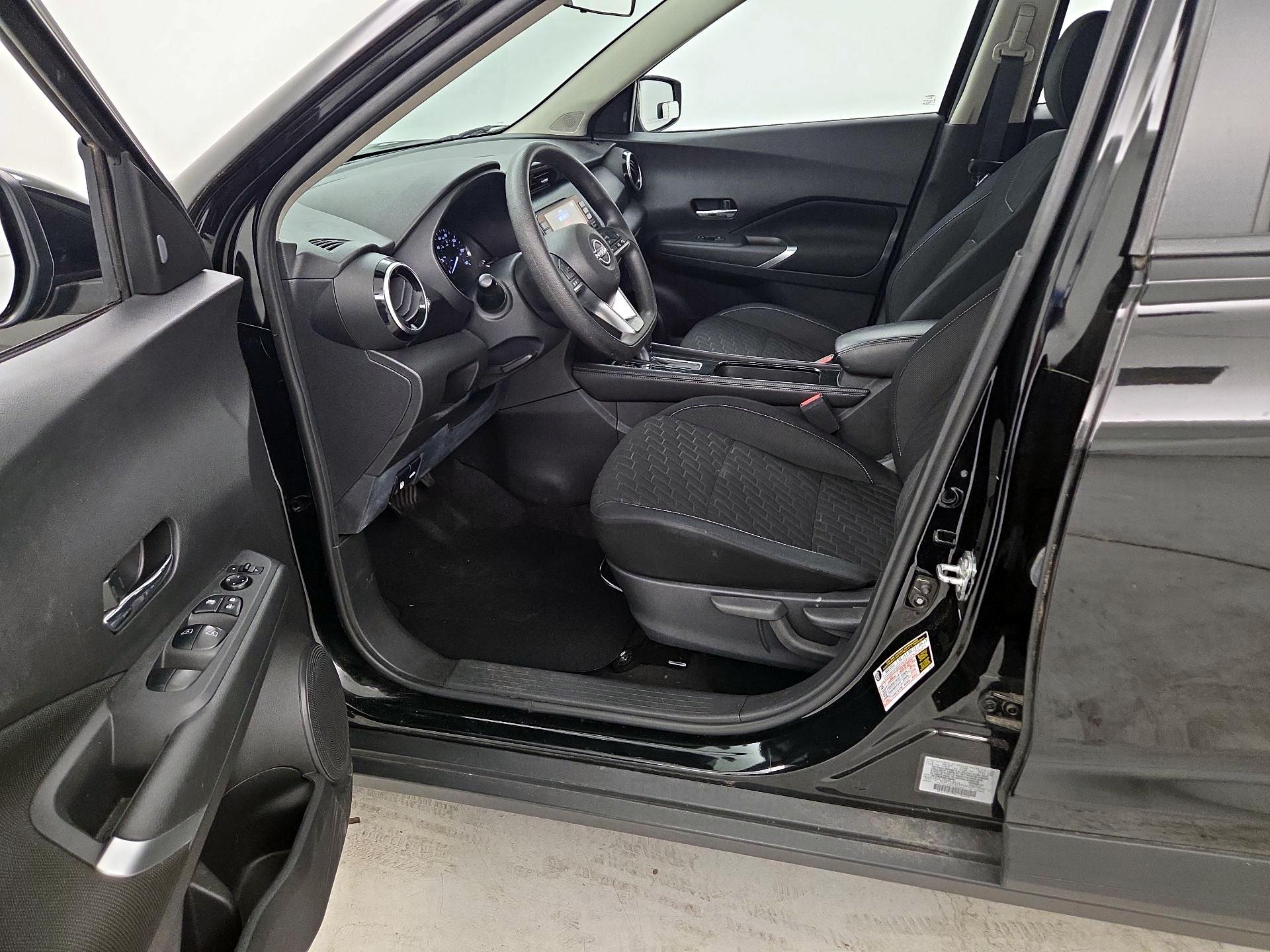 Thumbnail: 2022 Nissan Kicks - 9