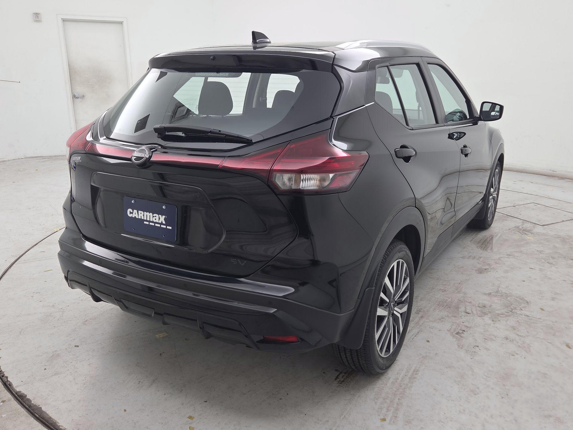 Thumbnail: 2022 Nissan Kicks - 5