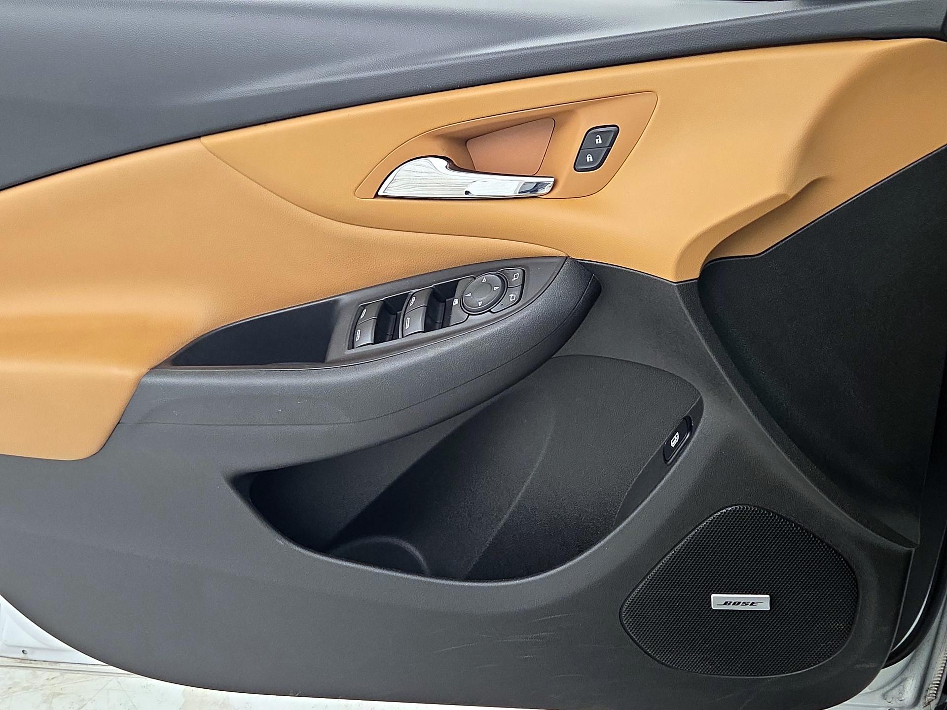 Thumbnail: 2017 Chevrolet Volt - 12