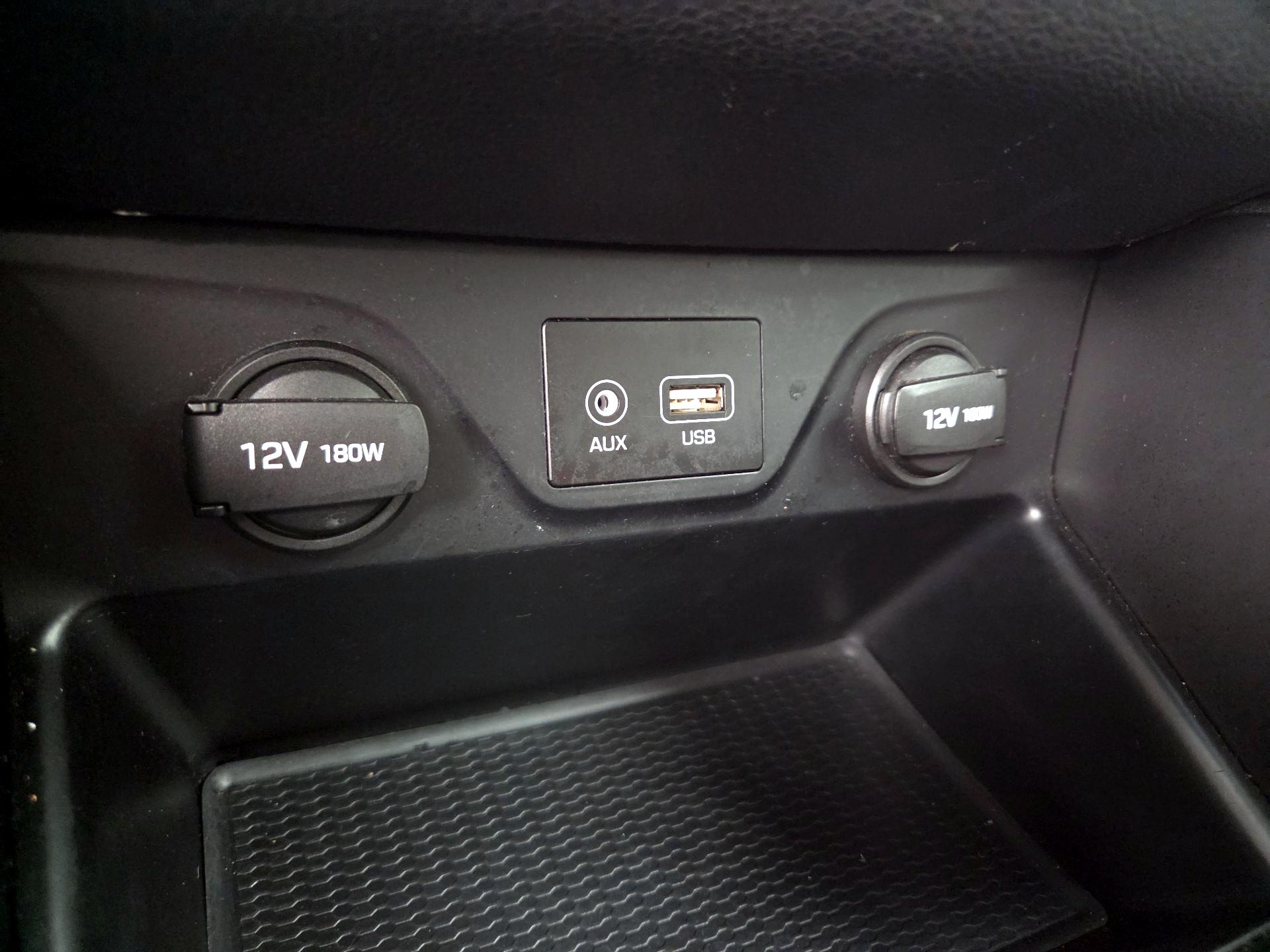 Thumbnail: 2016 Hyundai Tucson - 17