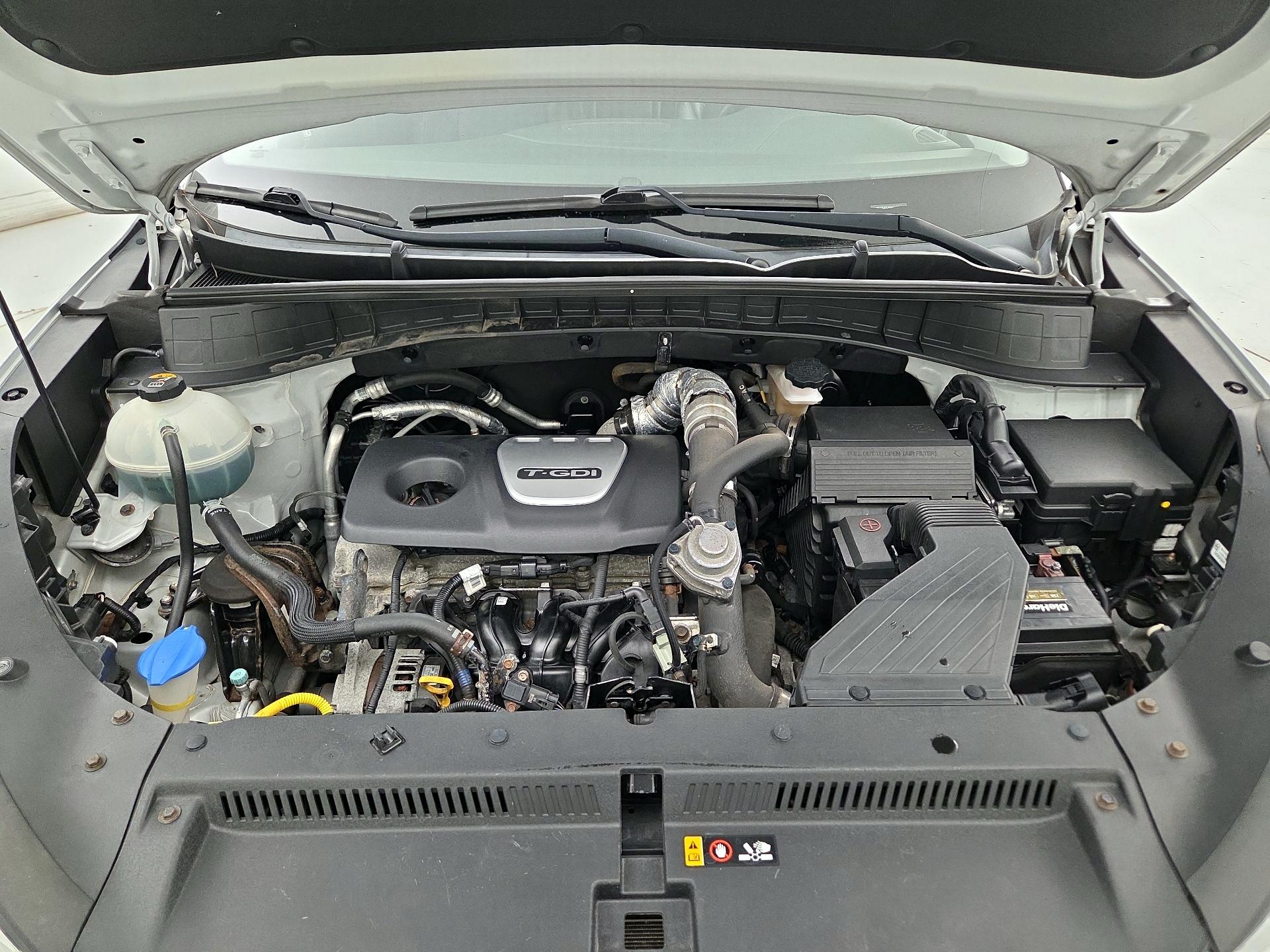 Thumbnail: 2016 Hyundai Tucson - 20