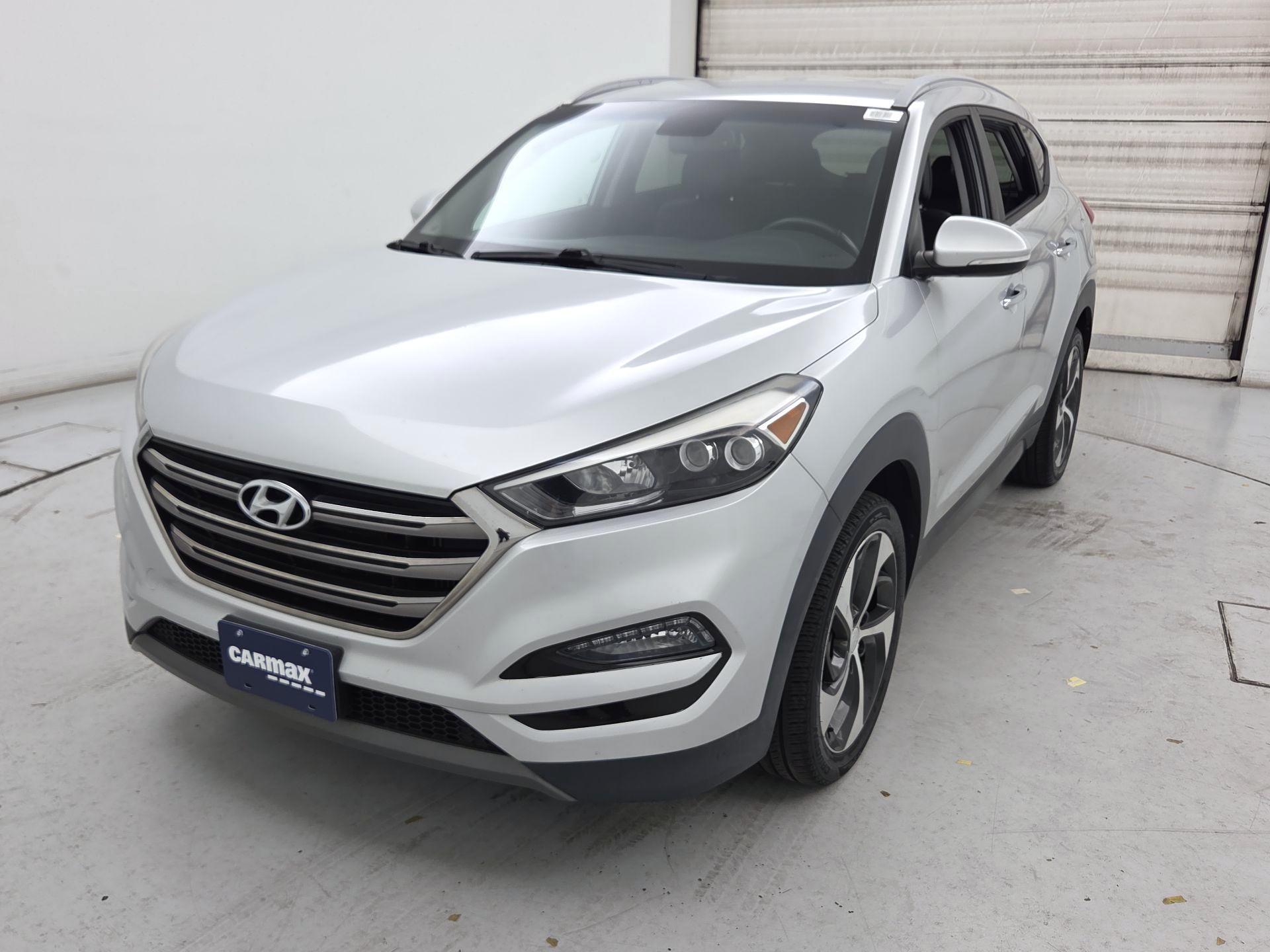 Thumbnail: 2016 Hyundai Tucson - 3