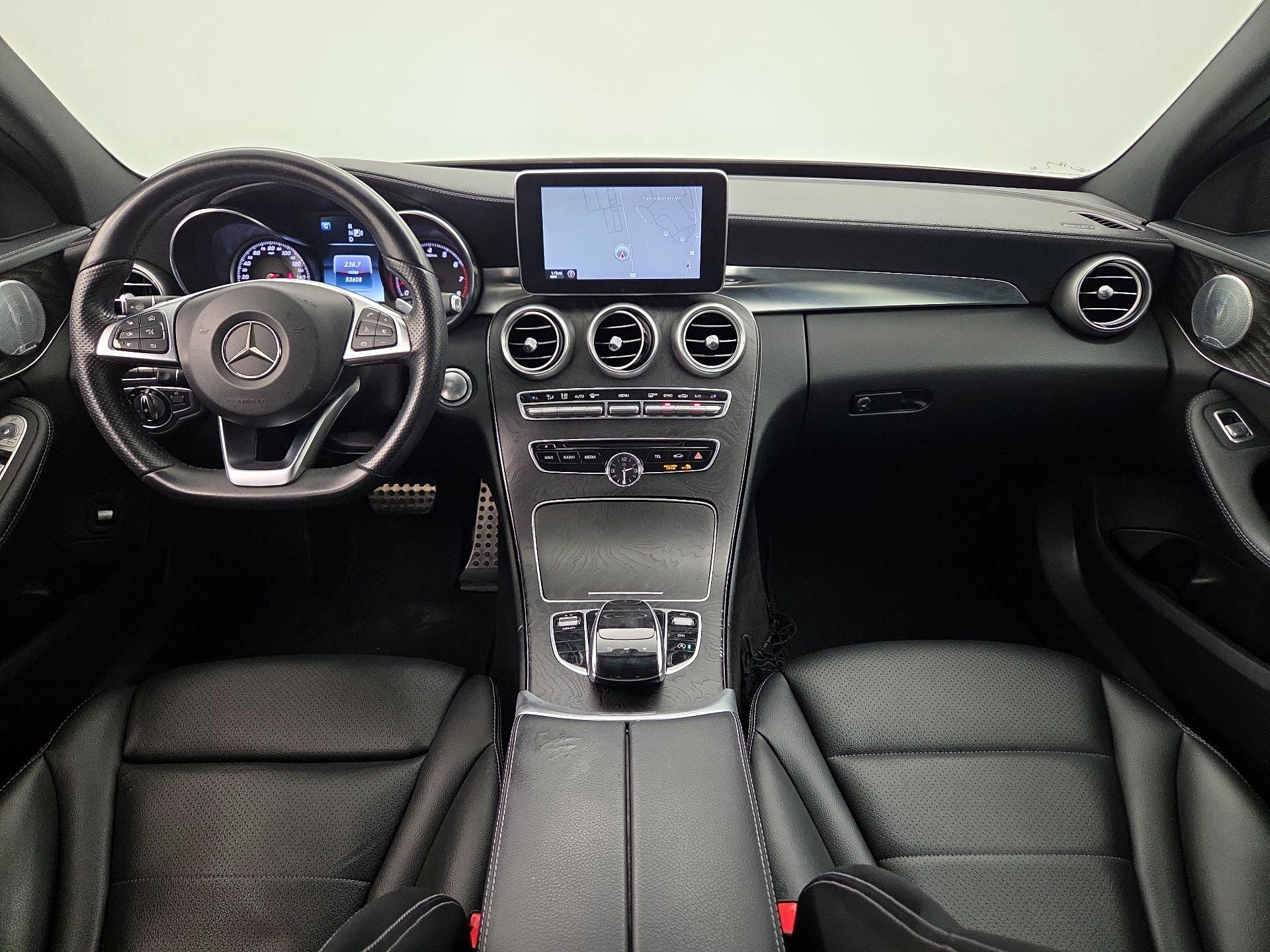 Thumbnail: 2015 Mercedes-Benz C-Class - 9