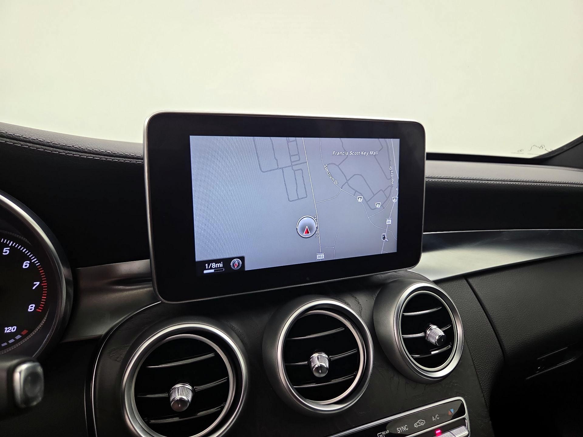Thumbnail: 2015 Mercedes-Benz C-Class - 14
