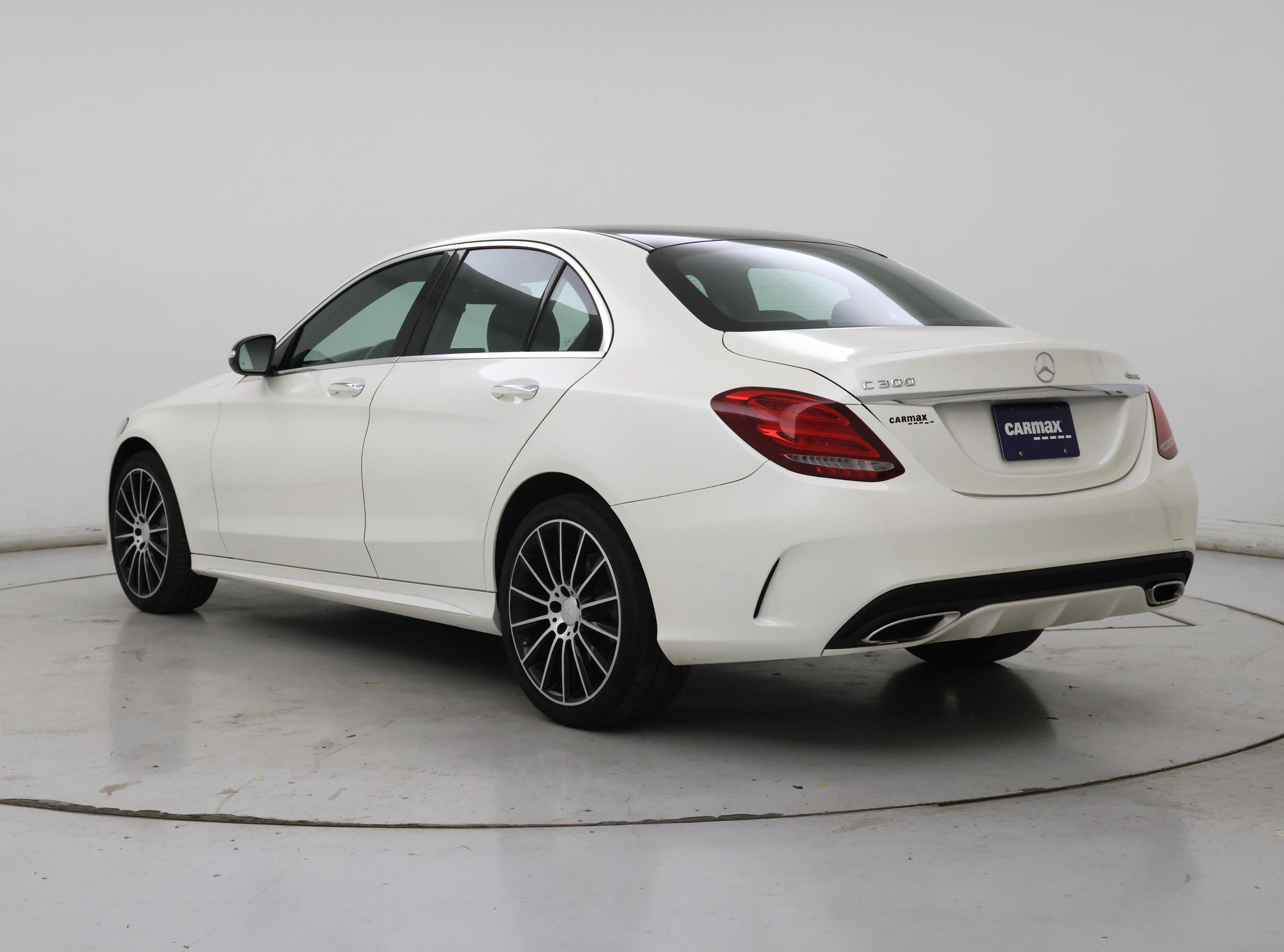 Thumbnail: 2015 Mercedes-Benz C-Class - 2