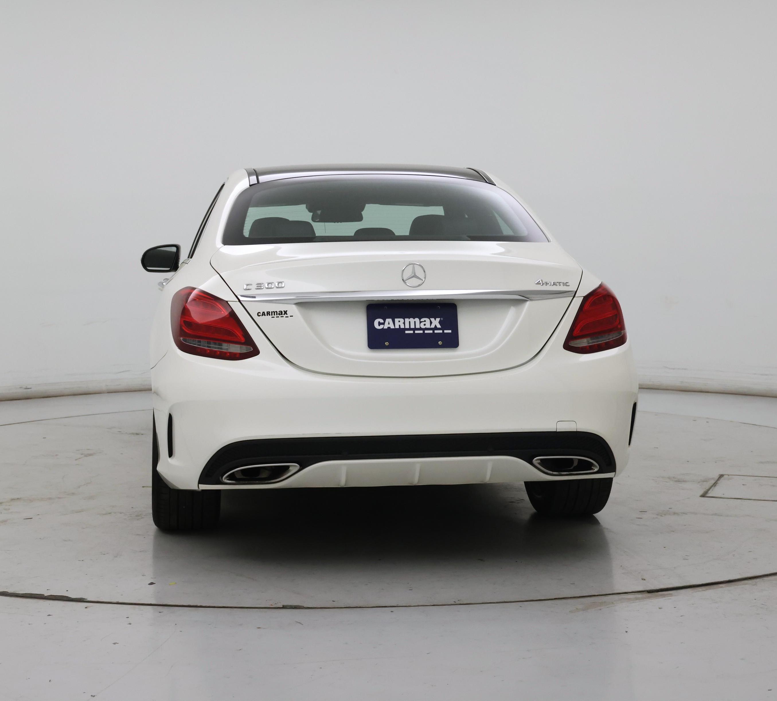 Thumbnail: 2015 Mercedes-Benz C-Class - 6