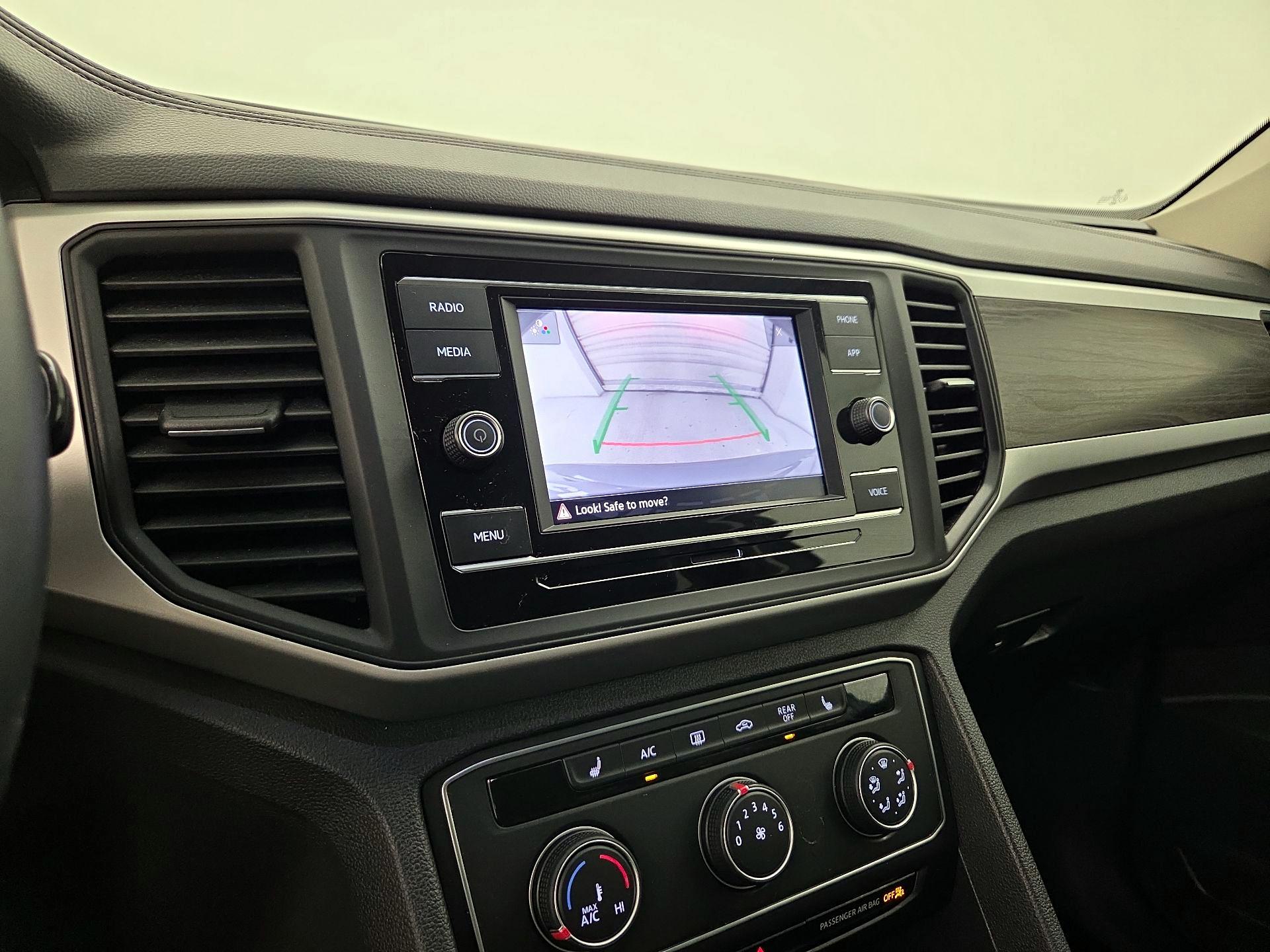 Thumbnail: 2023 Volkswagen Atlas - 13