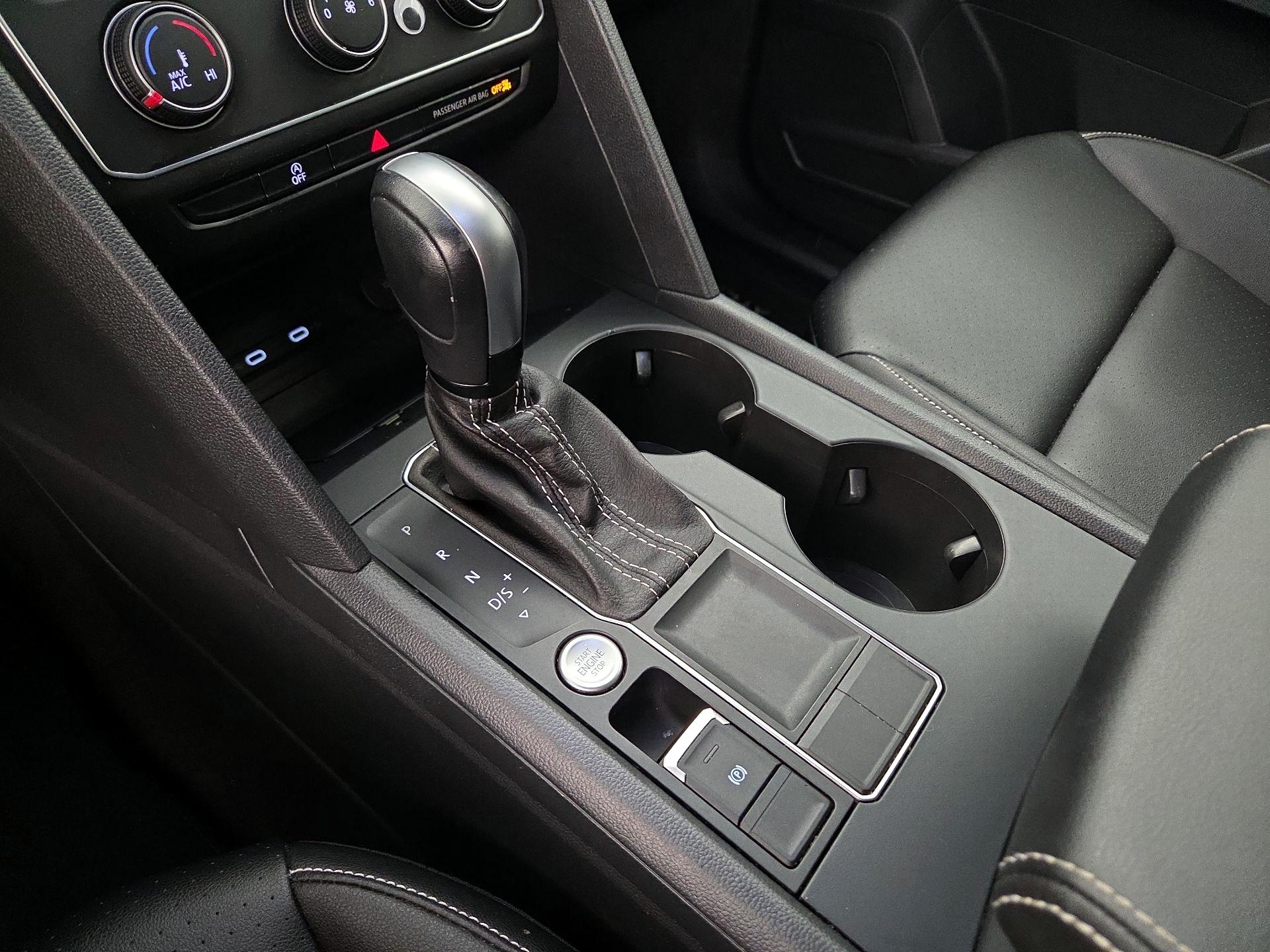 Thumbnail: 2023 Volkswagen Atlas - 16