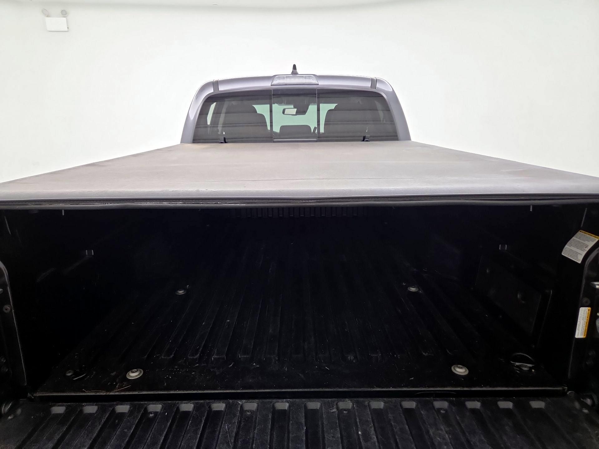 Thumbnail: 2023 Toyota Tacoma - 20
