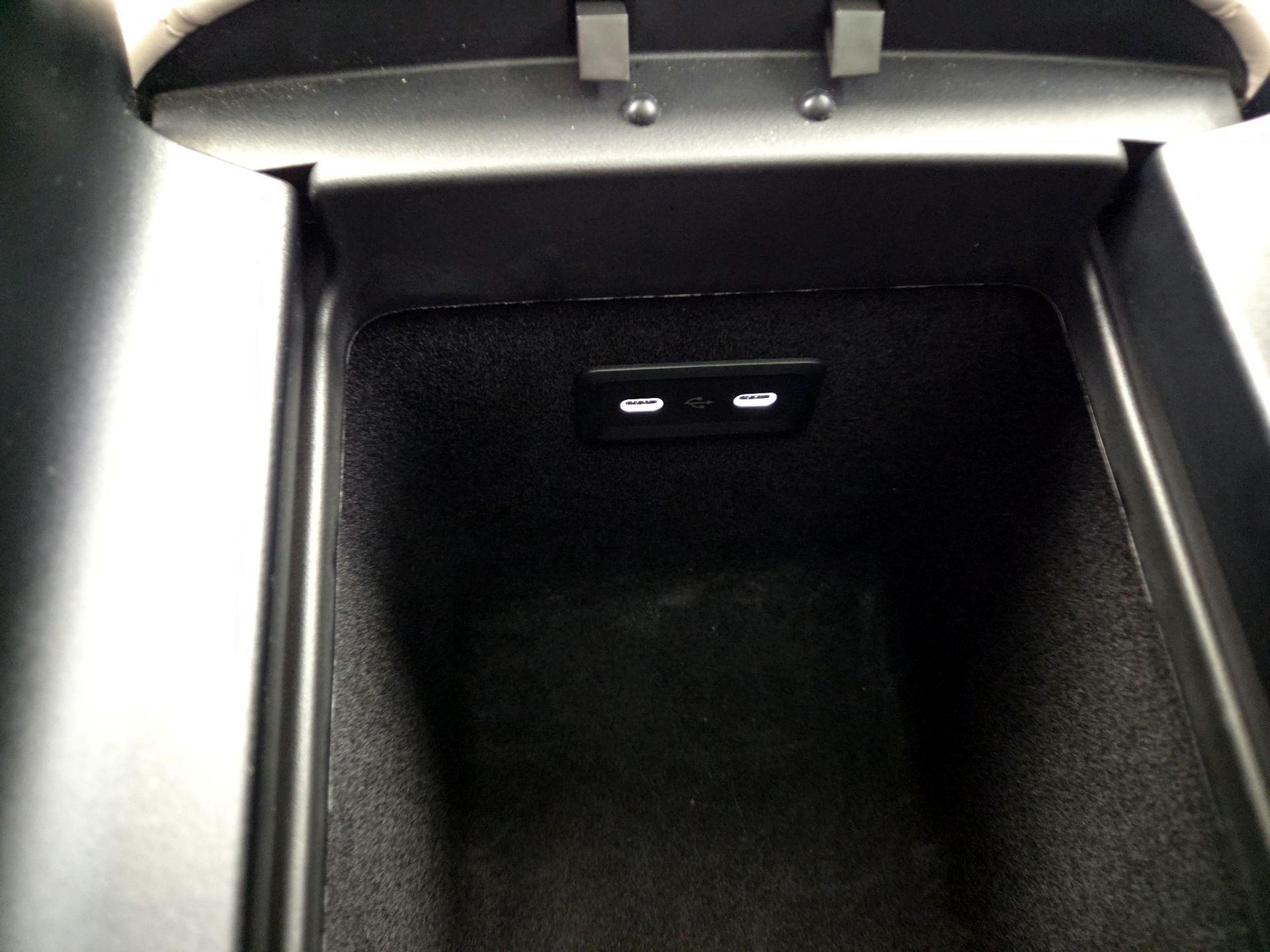 Thumbnail: 2022 Mercedes-Benz S-Class - 19