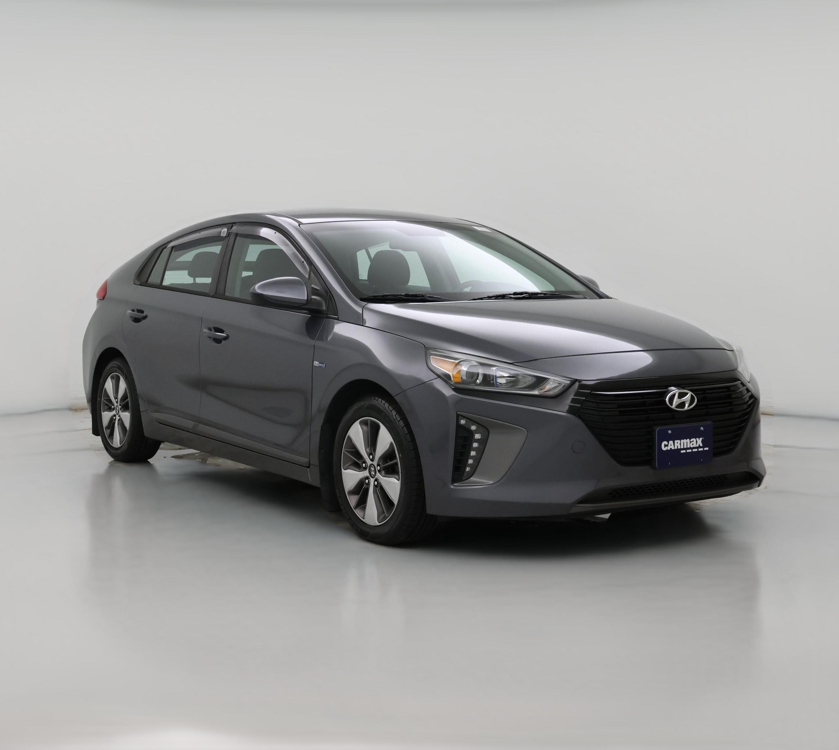 Thumbnail: 2019 Hyundai Ioniq - 1