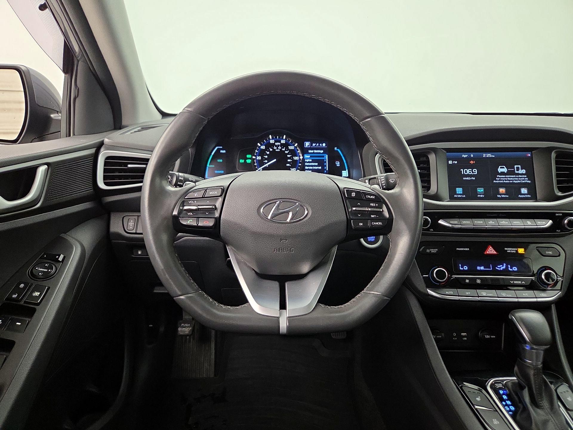 Thumbnail: 2019 Hyundai Ioniq - 10