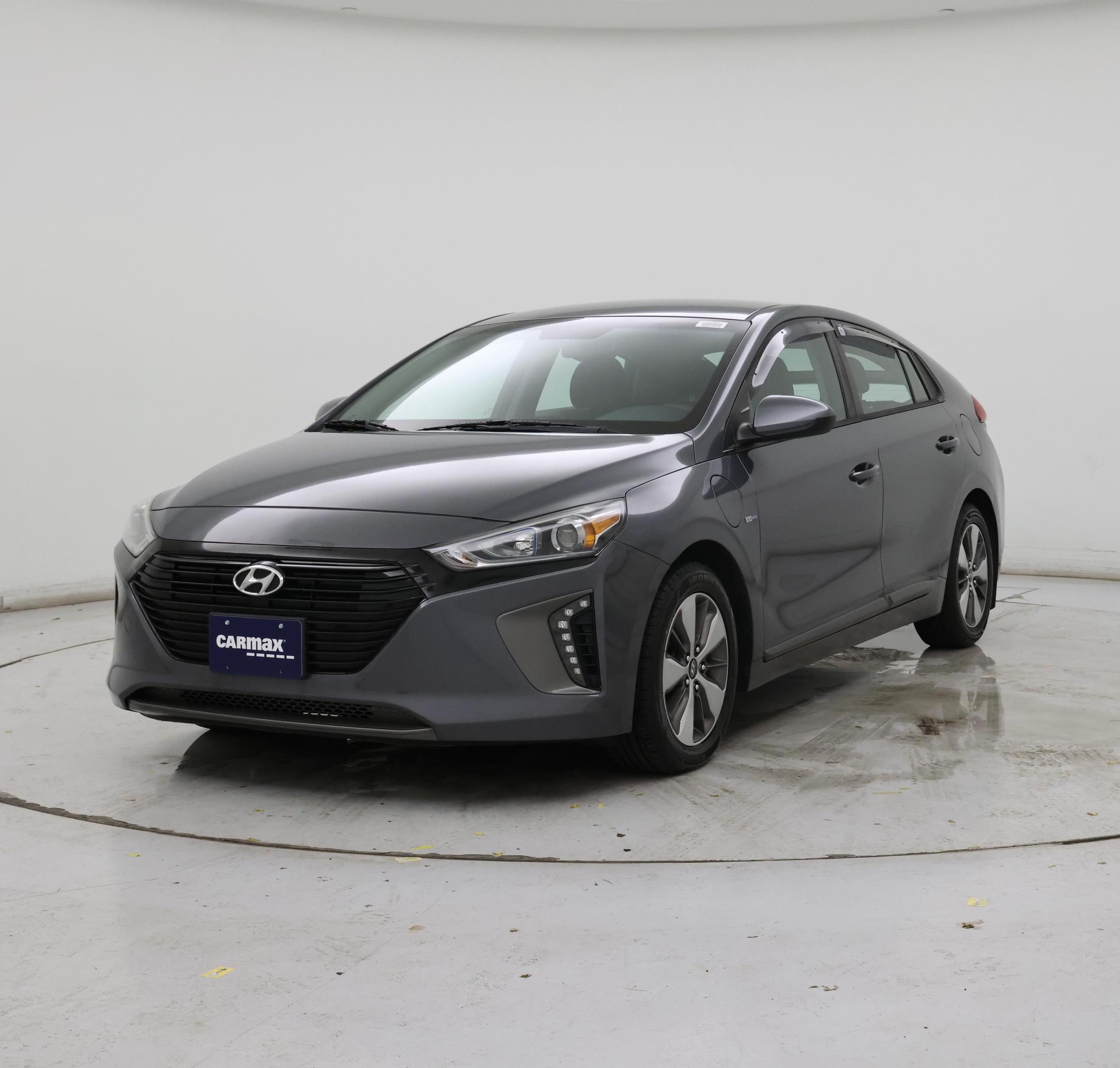 Thumbnail: 2019 Hyundai Ioniq - 4
