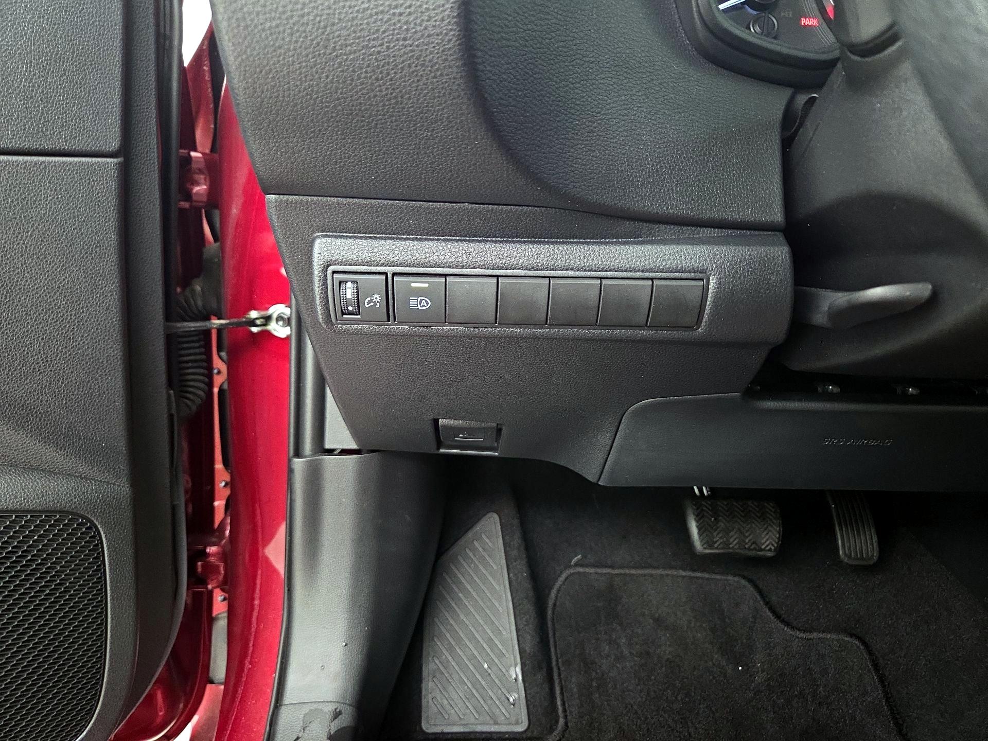 Thumbnail: 2022 Toyota Corolla - 11