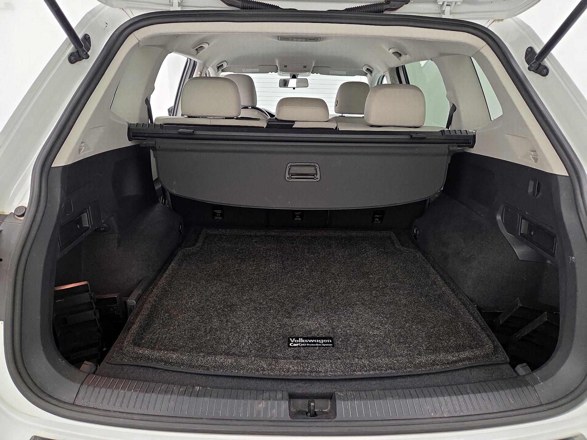 Thumbnail: 2019 Volkswagen Tiguan - 20
