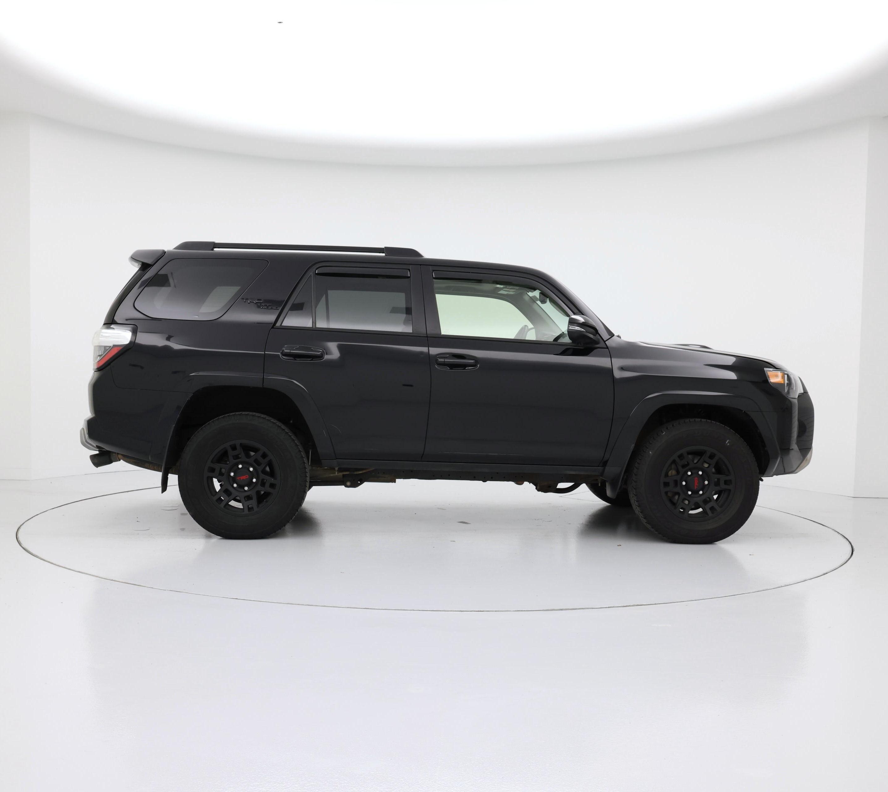 Thumbnail: 2023 Toyota 4Runner - 7