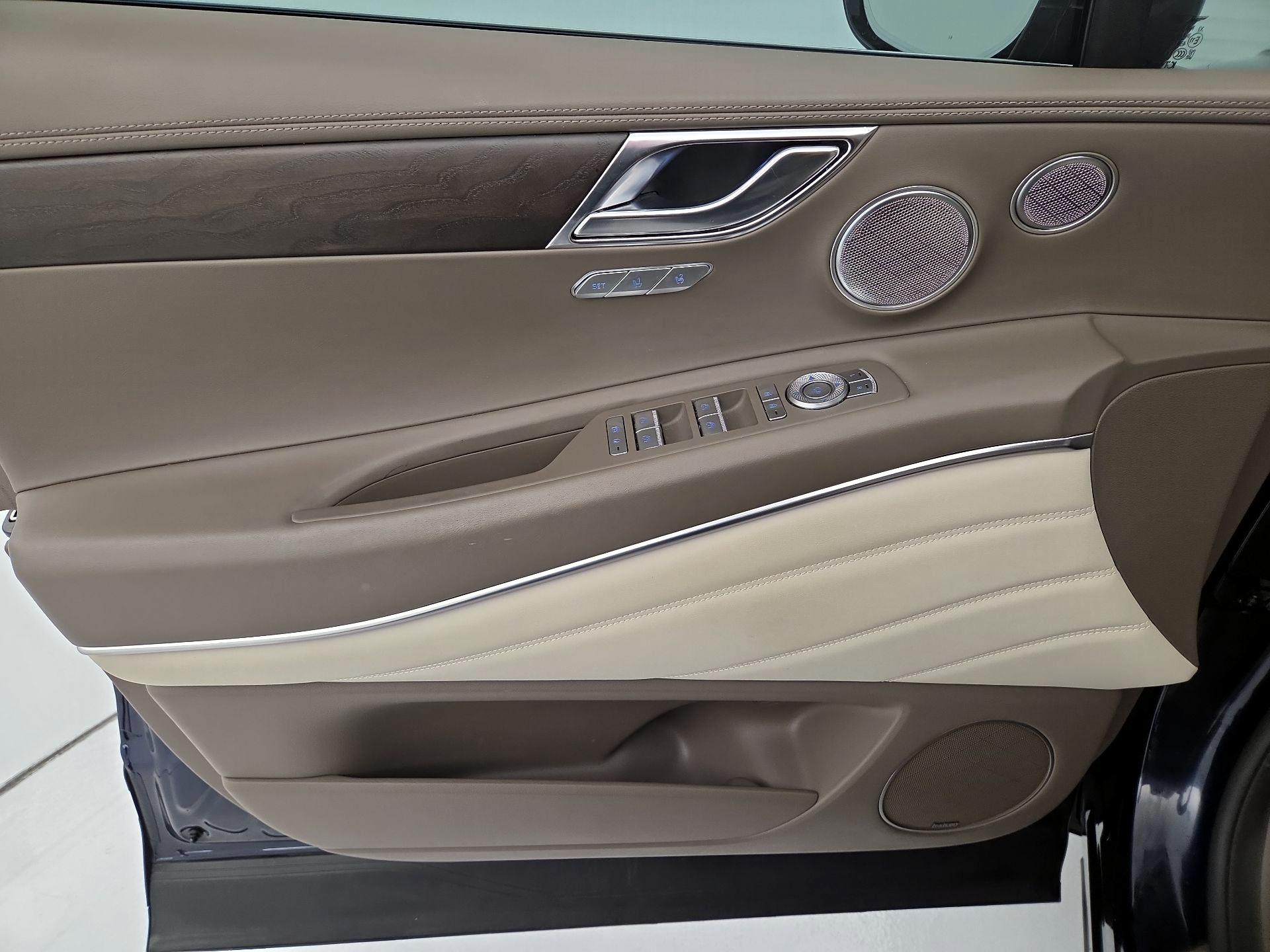 Thumbnail: 2024 Genesis GV80 - 12