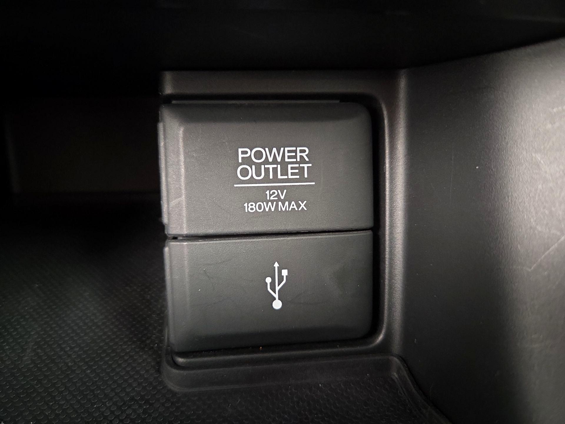 Thumbnail: 2015 Honda Accord - 18
