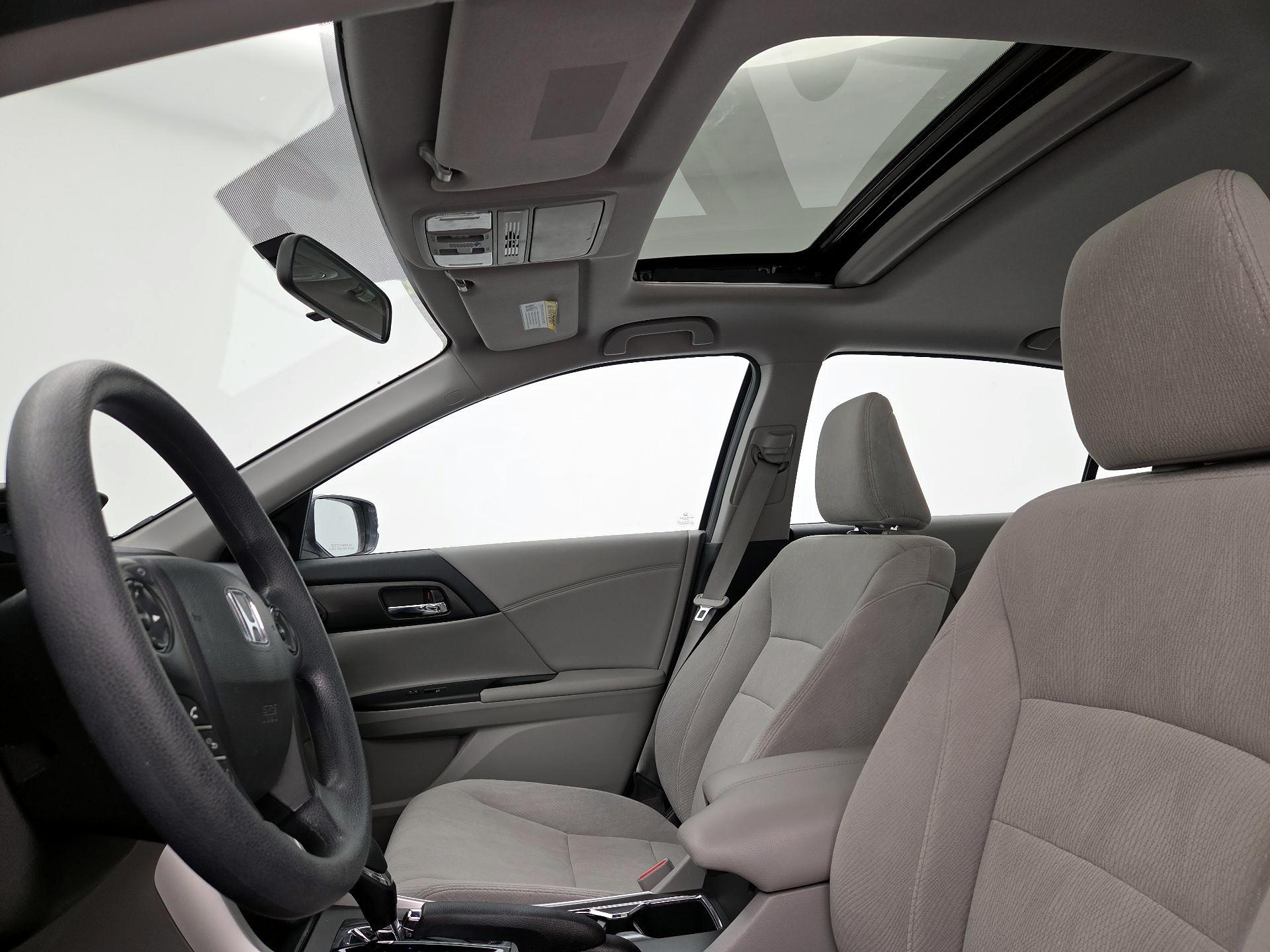Thumbnail: 2015 Honda Accord - 19
