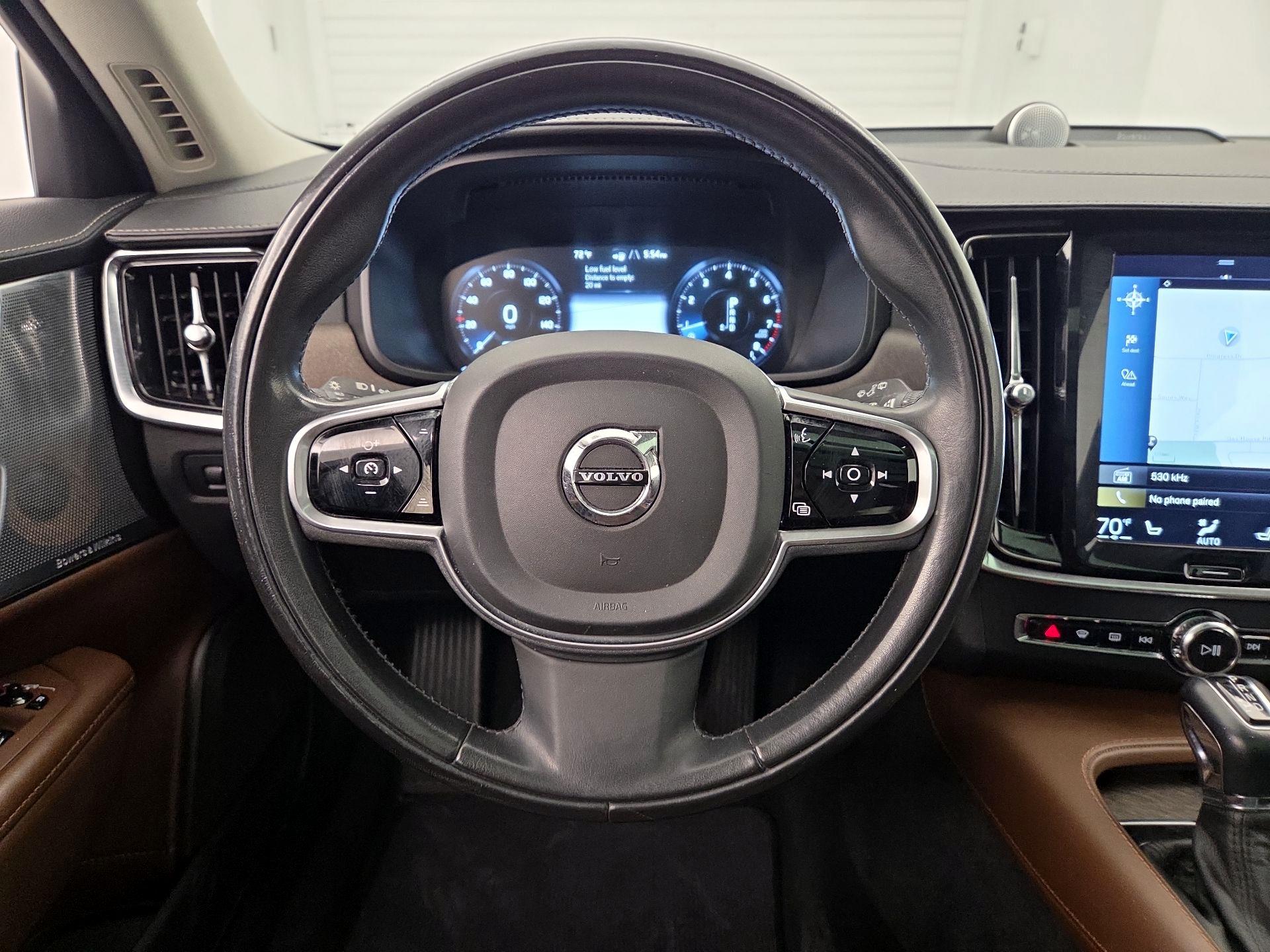 Thumbnail: 2018 Volvo V90 - 10