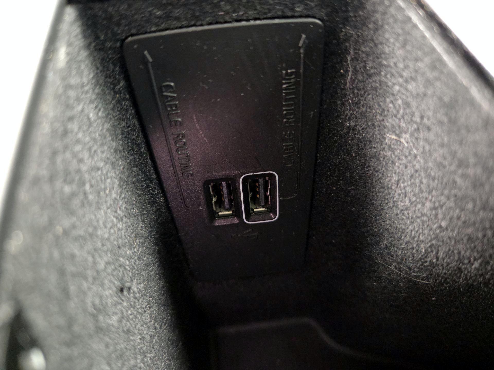 Thumbnail: 2018 Volvo V90 - 19