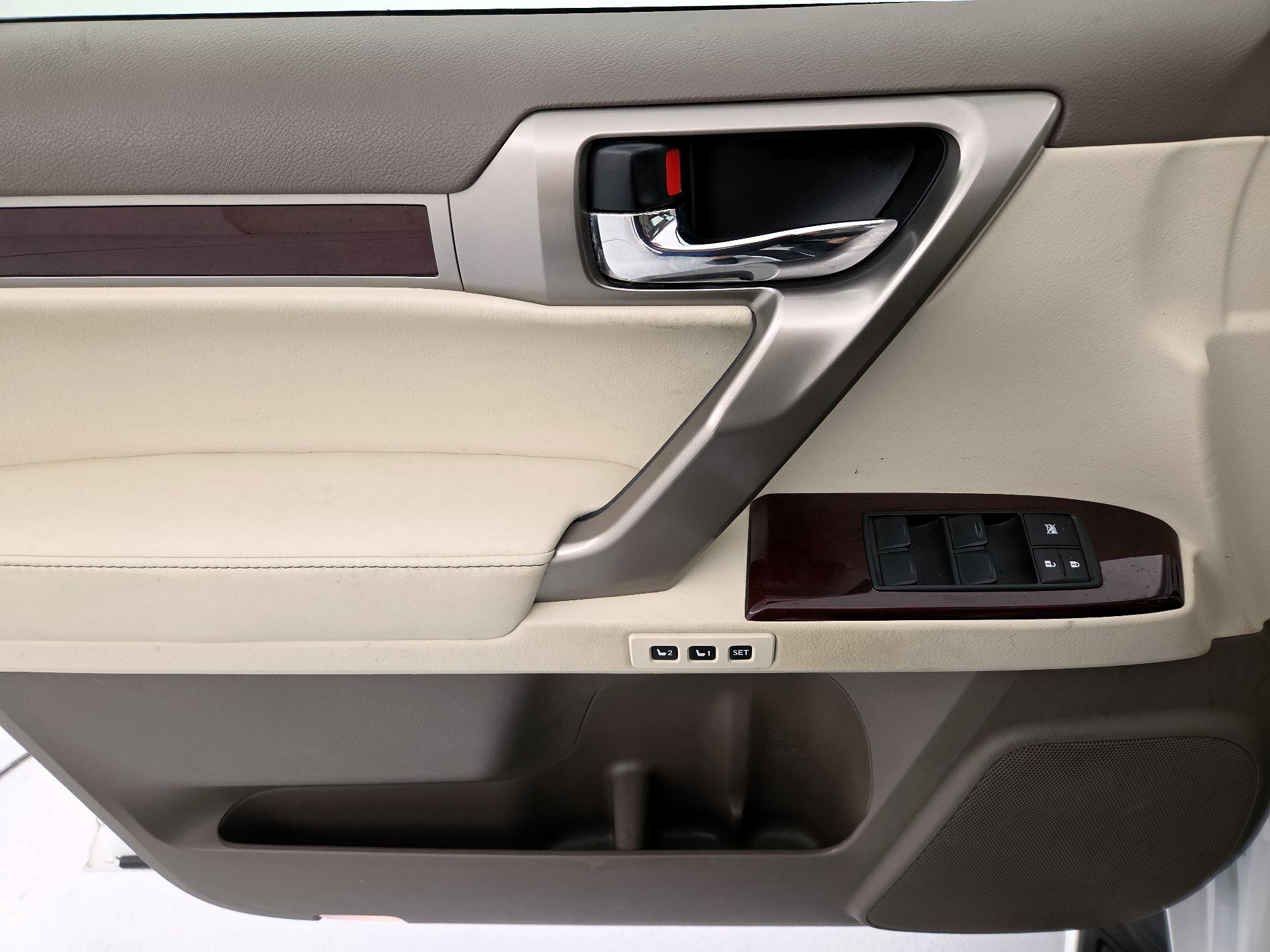 Thumbnail: 2016 Lexus GX - 12