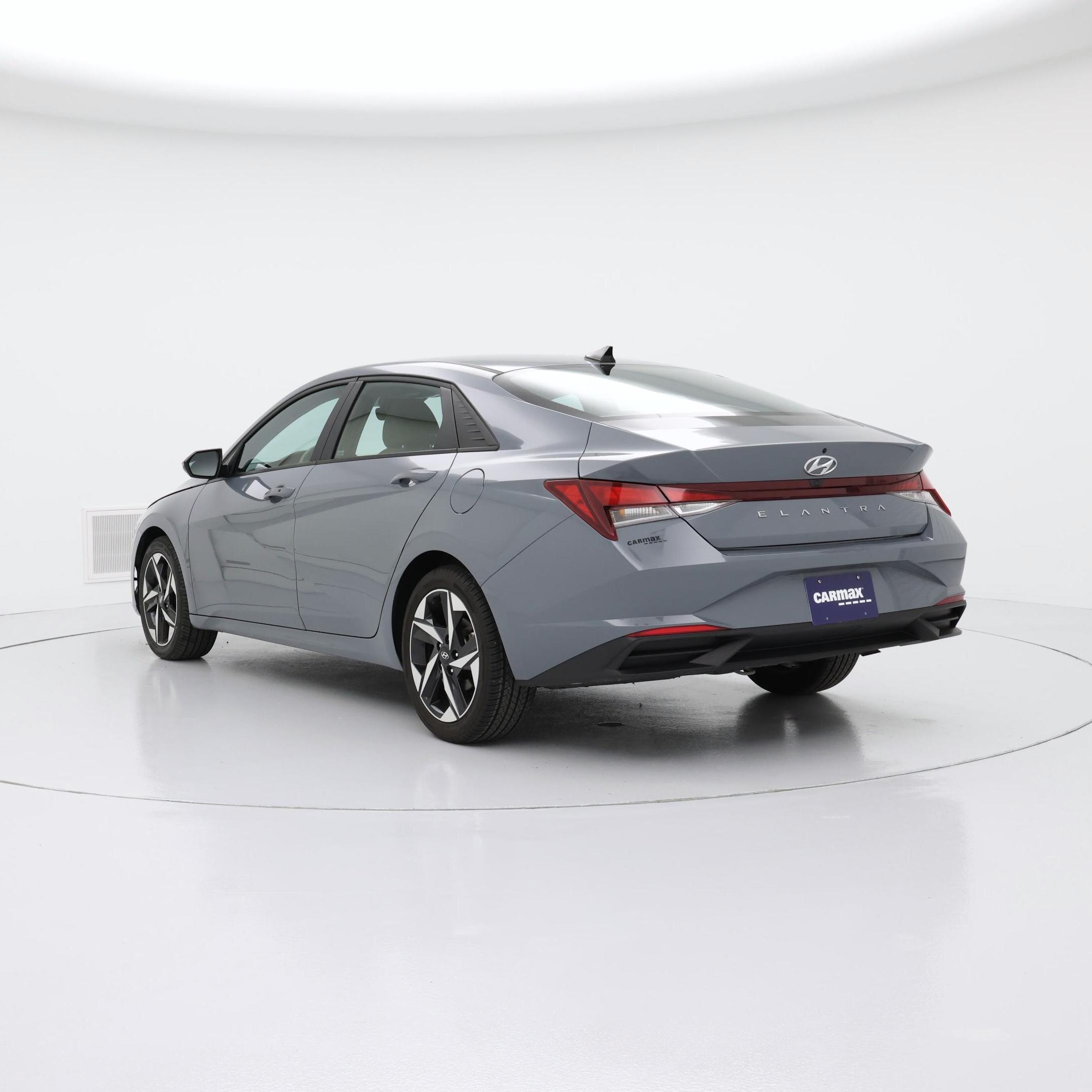 Thumbnail: 2023 Hyundai Elantra - 2