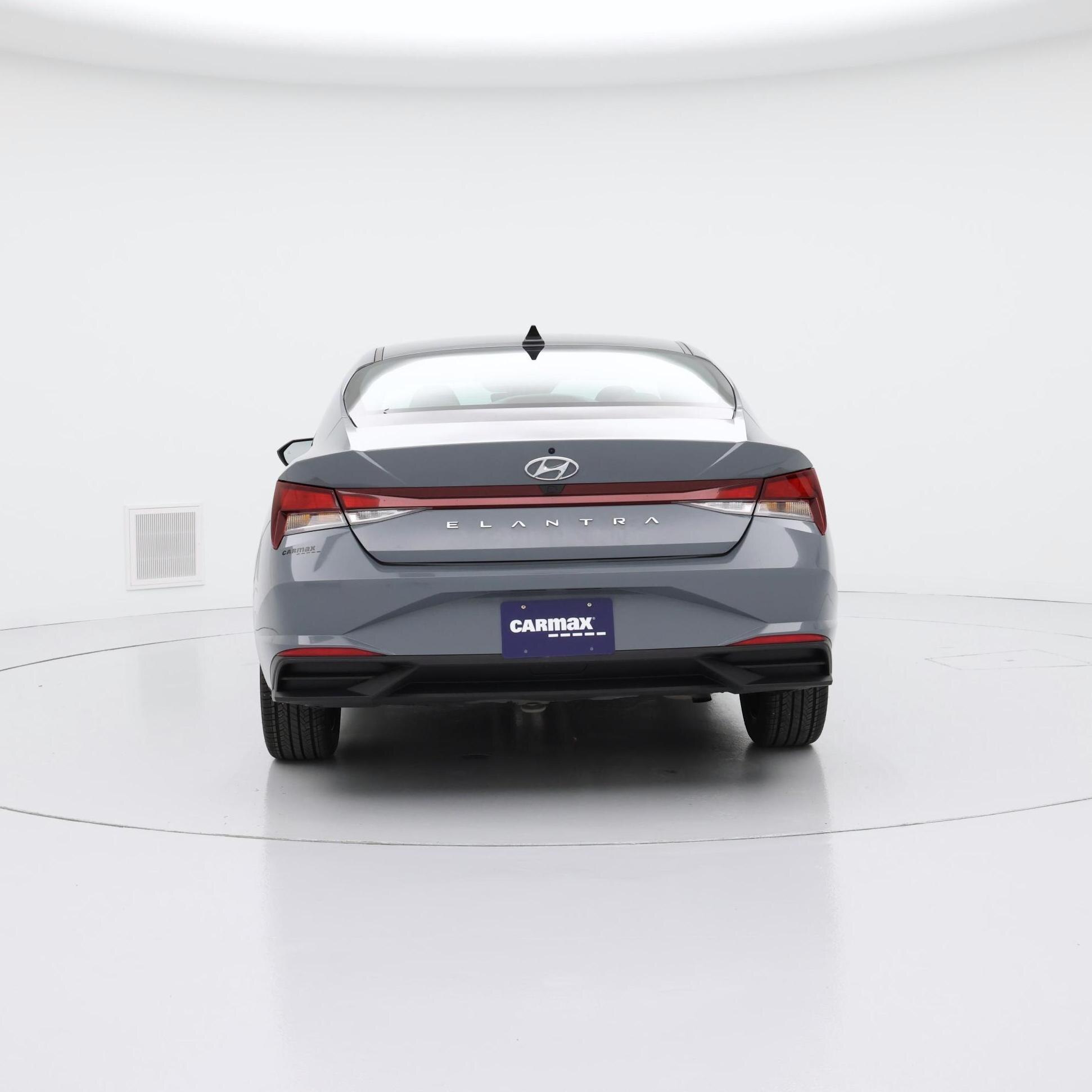 Thumbnail: 2023 Hyundai Elantra - 6