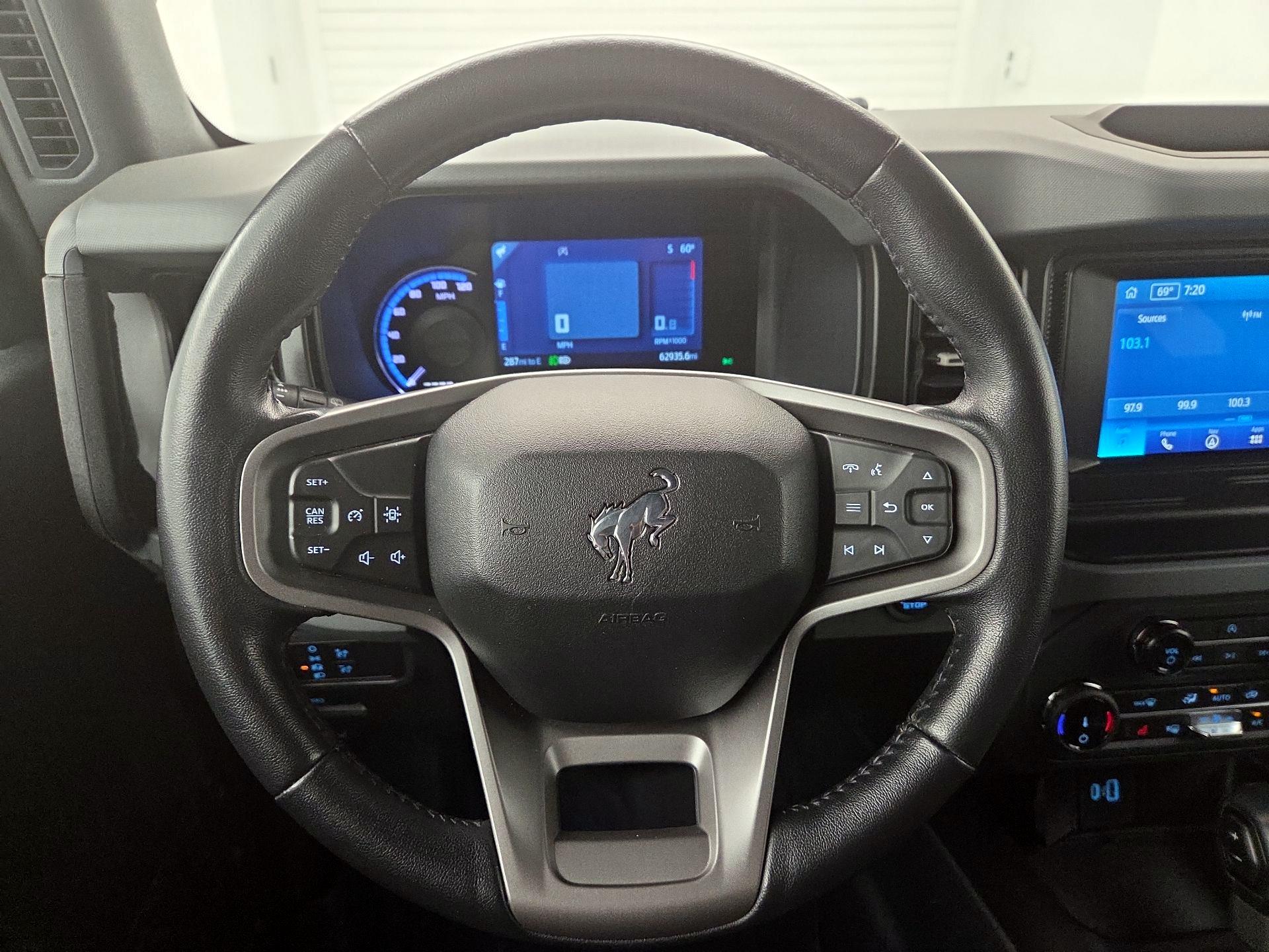 Thumbnail: 2022 Ford Bronco - 10