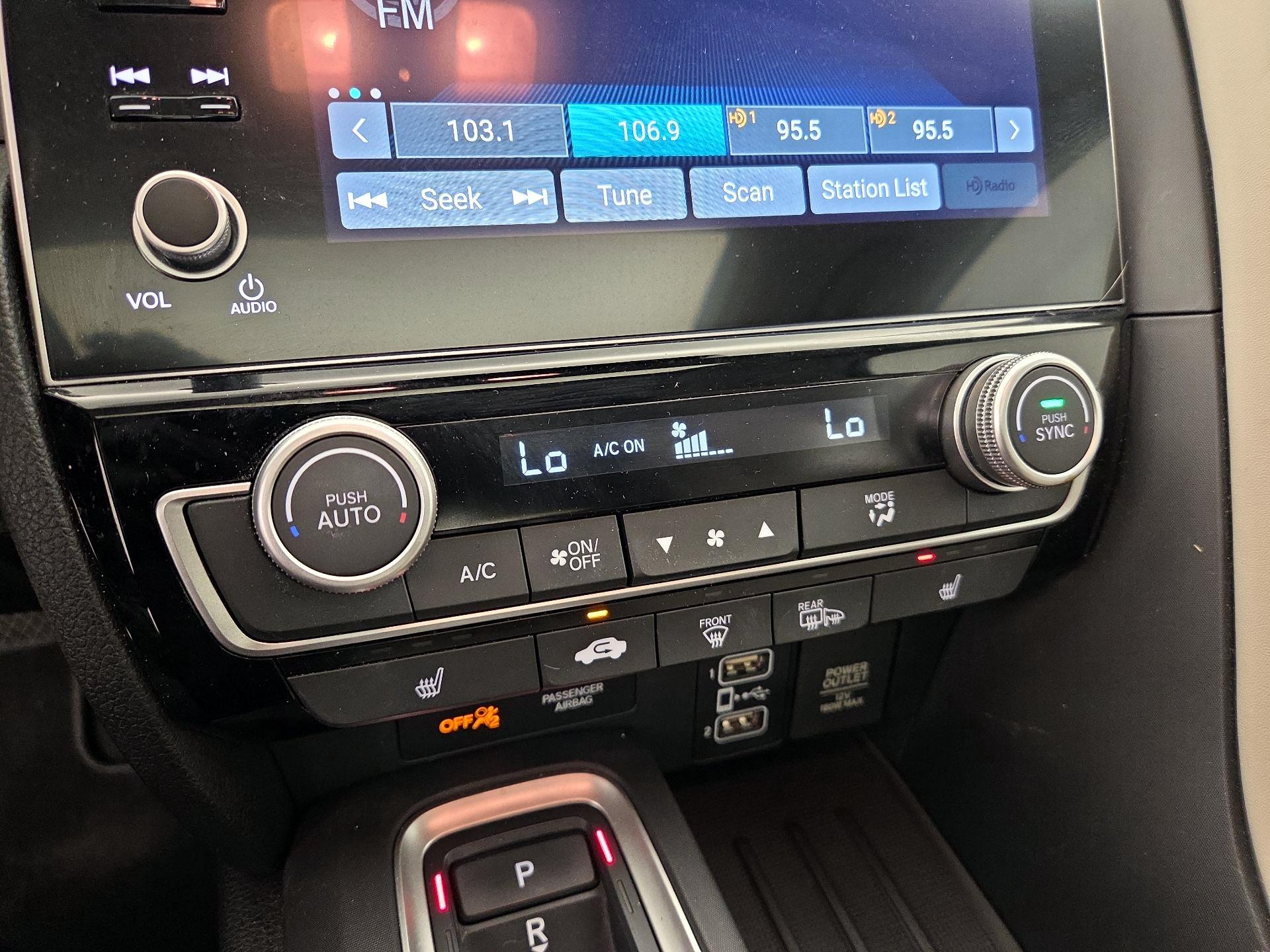 Thumbnail: 2021 Honda Insight - 17