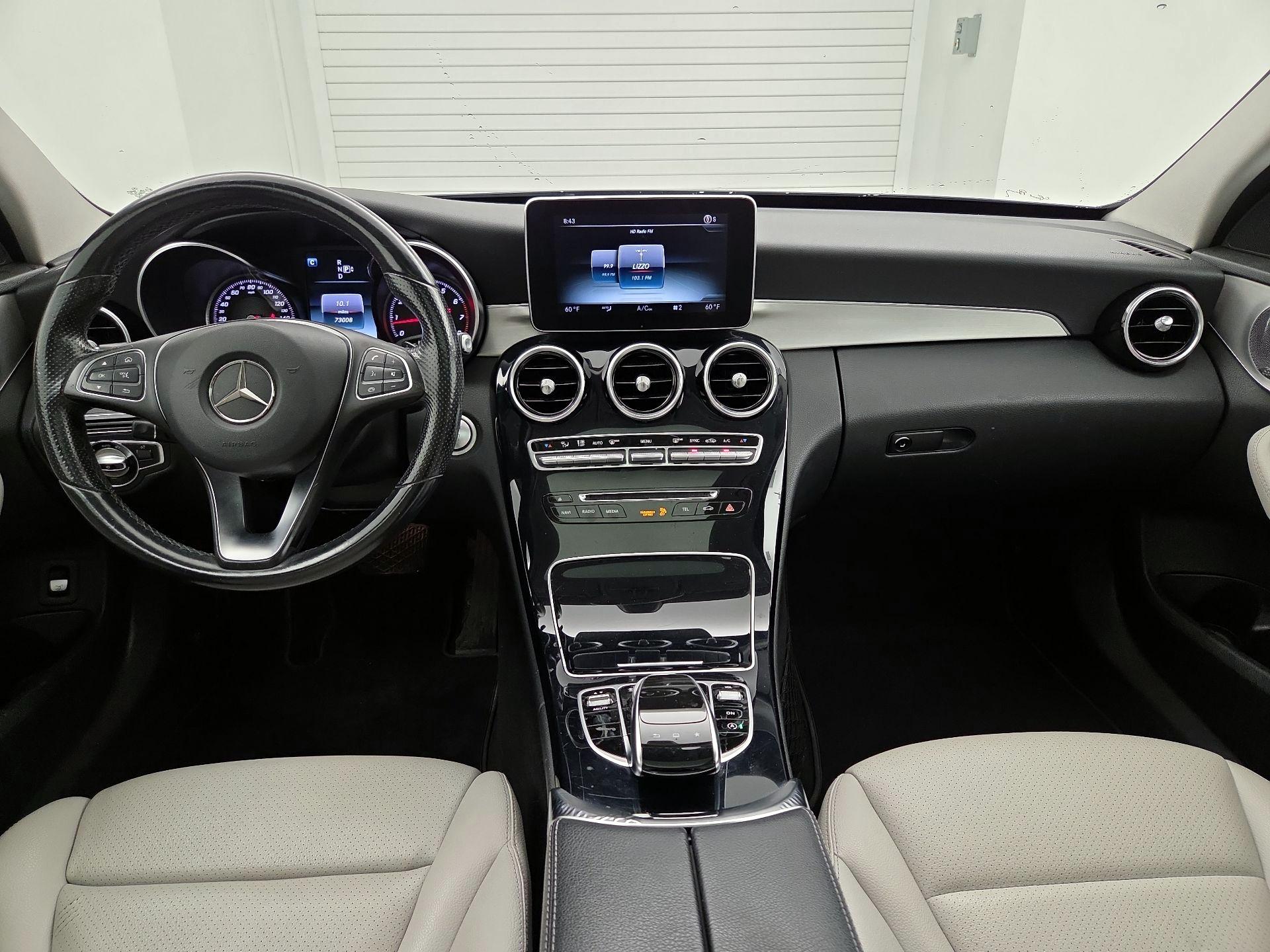 Thumbnail: 2015 Mercedes-Benz C-Class - 9