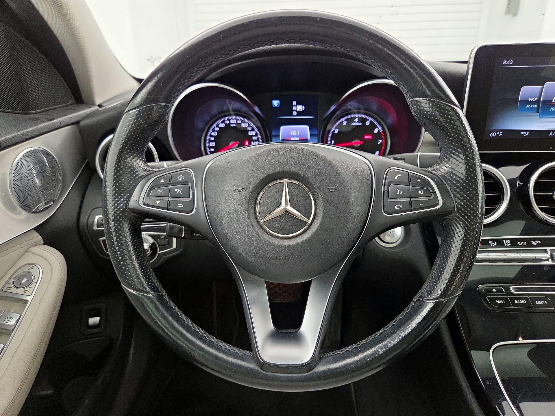 Thumbnail: 2015 Mercedes-Benz C-Class - 10