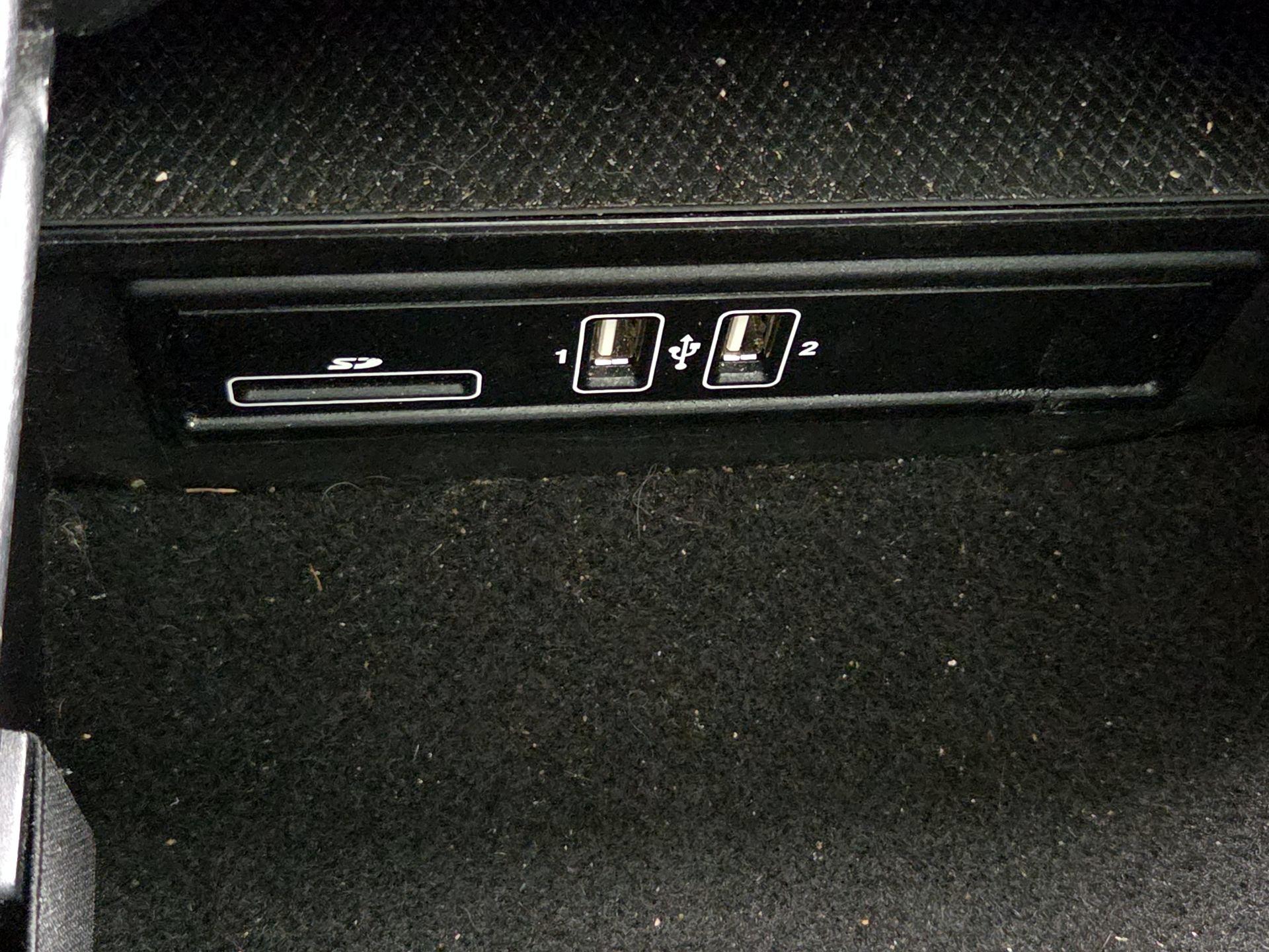 Thumbnail: 2015 Mercedes-Benz C-Class - 19