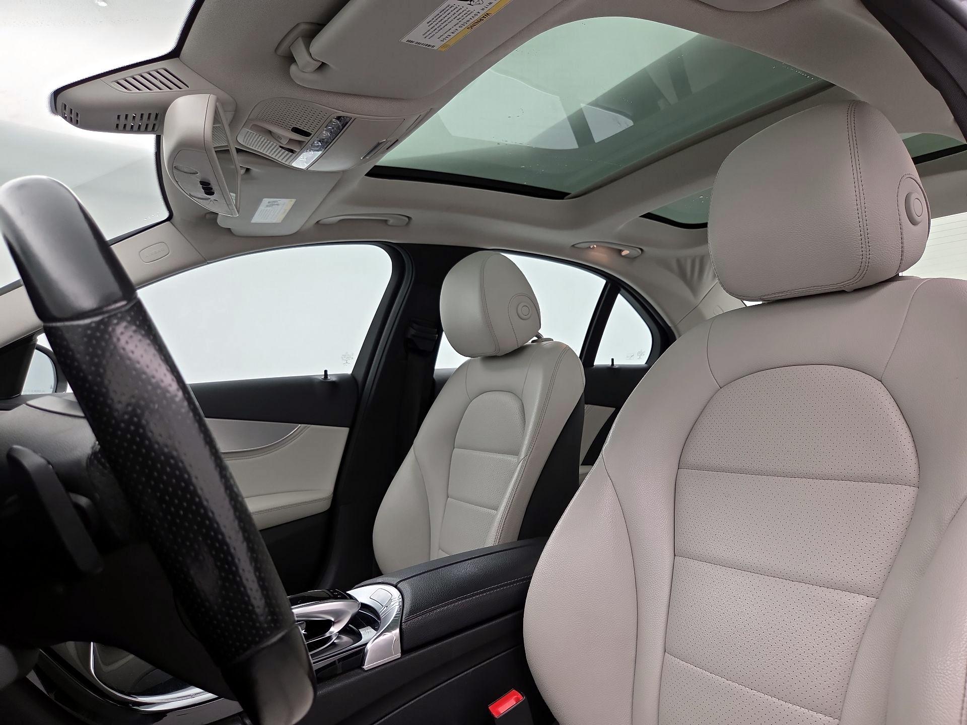 Thumbnail: 2015 Mercedes-Benz C-Class - 20
