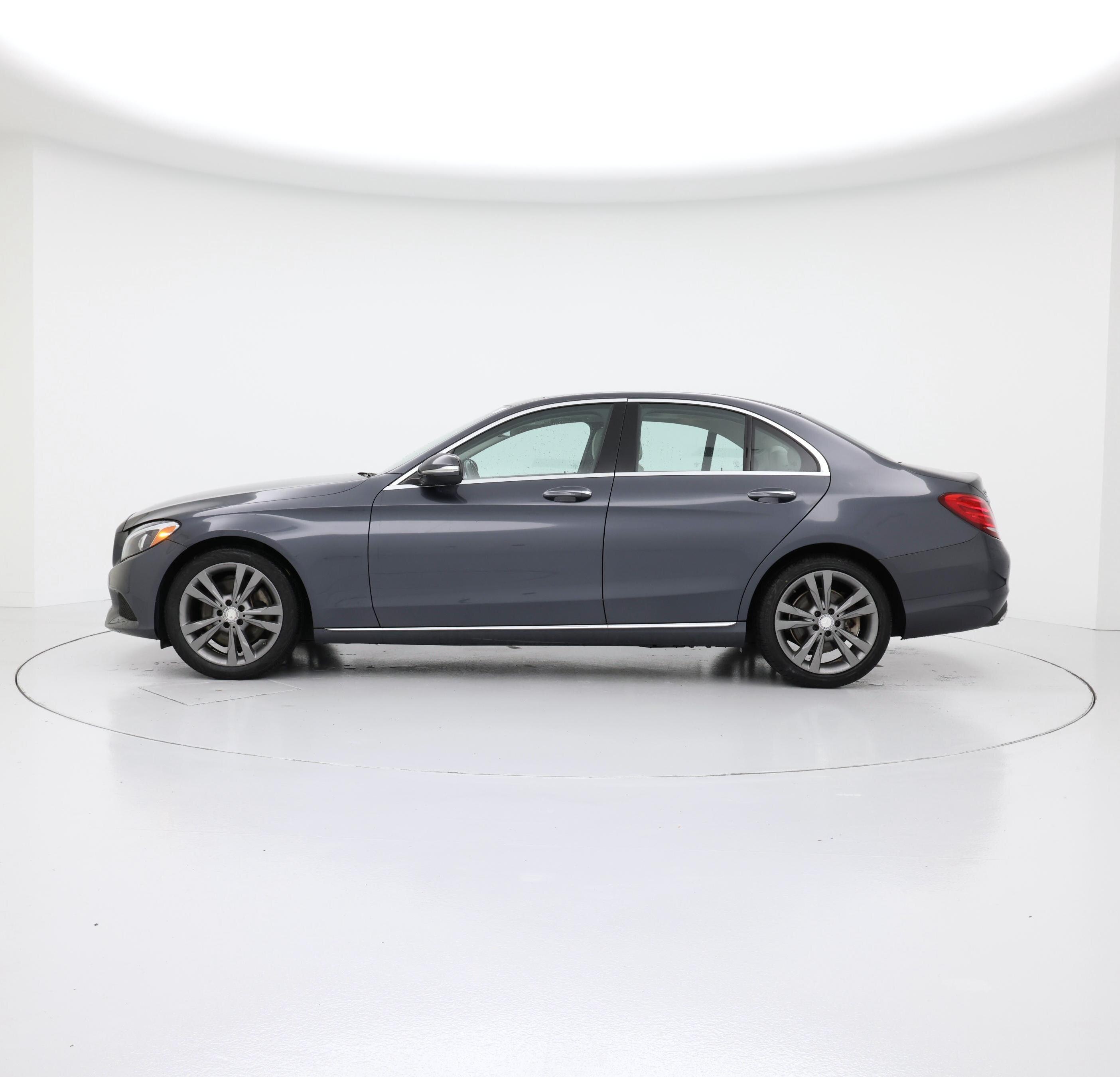 Thumbnail: 2015 Mercedes-Benz C-Class - 3
