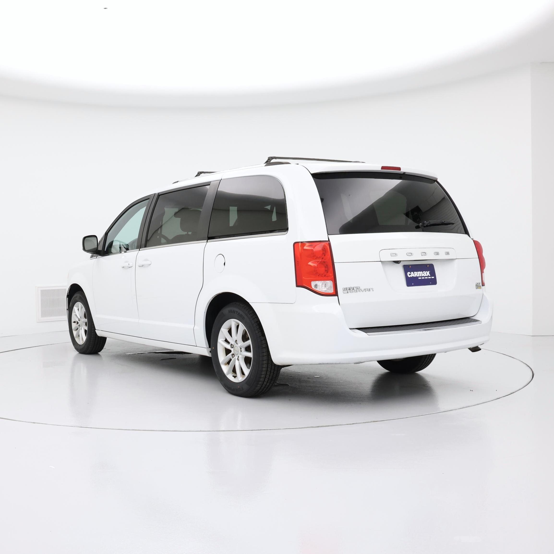 Thumbnail: 2018 Dodge Grand Caravan - 2