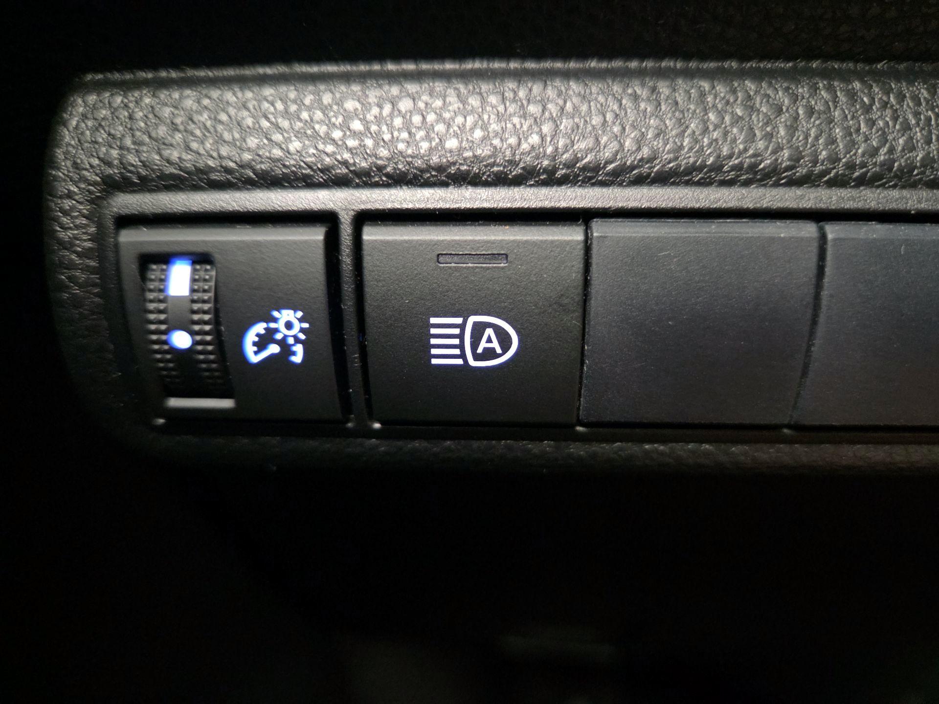 Thumbnail: 2019 Toyota Corolla - 13