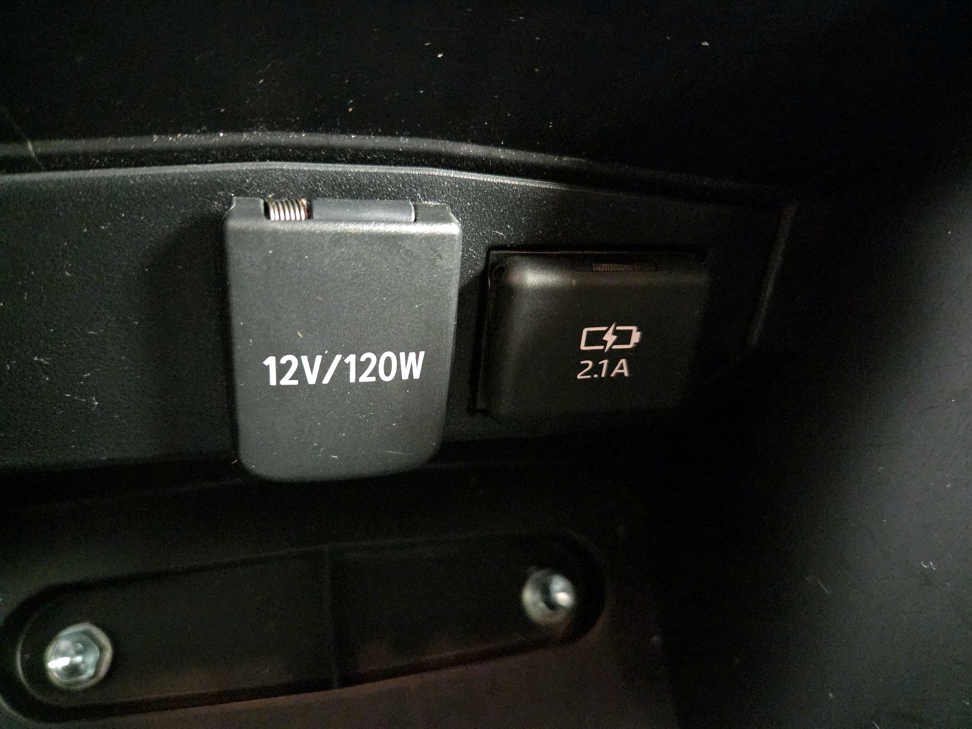 Thumbnail: 2019 Toyota Corolla - 18