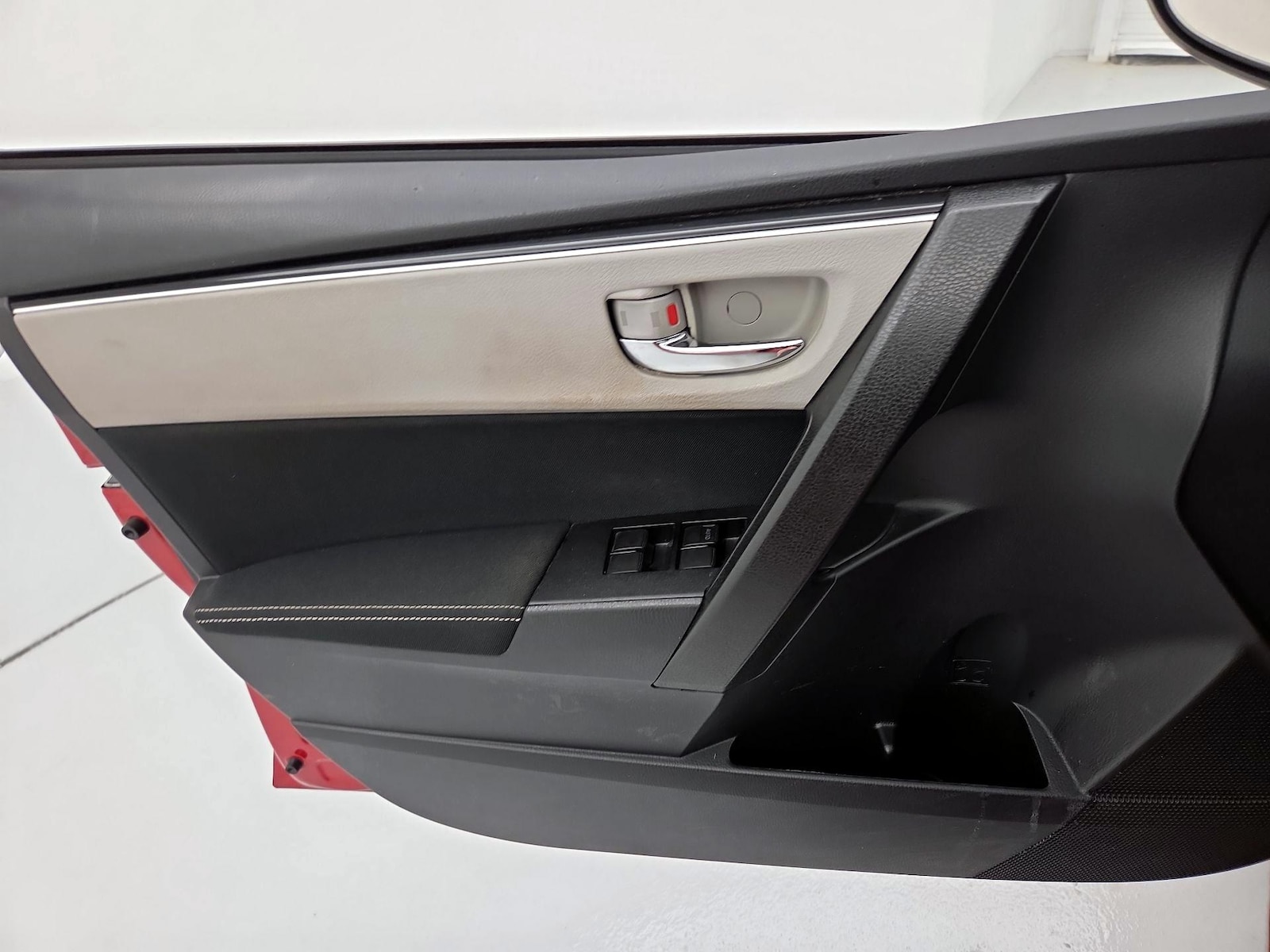 2017 Toyota Corolla LE - Photo 13