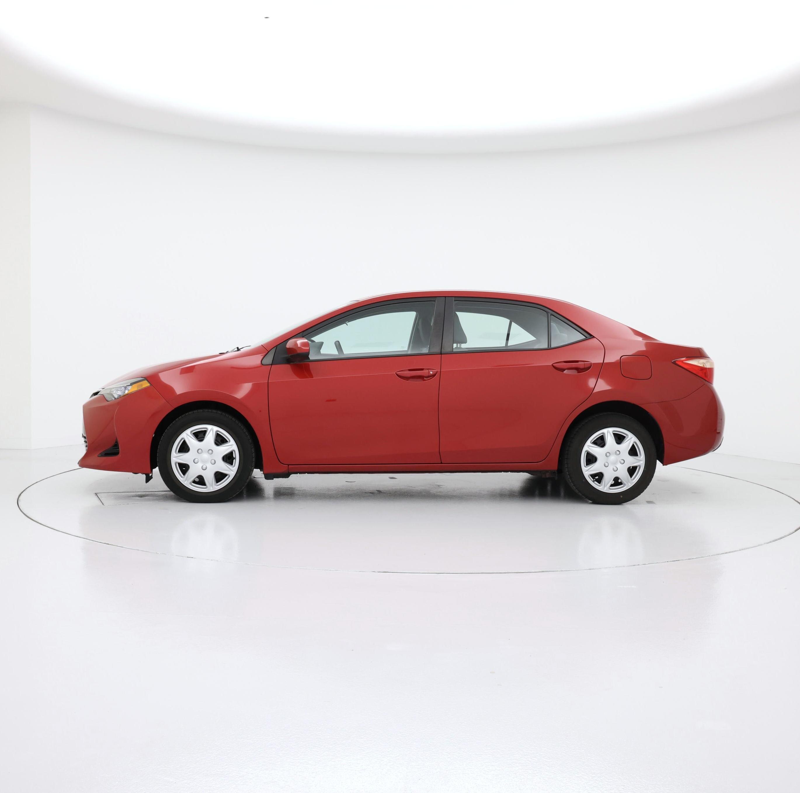 Thumbnail: 2017 Toyota Corolla - 3