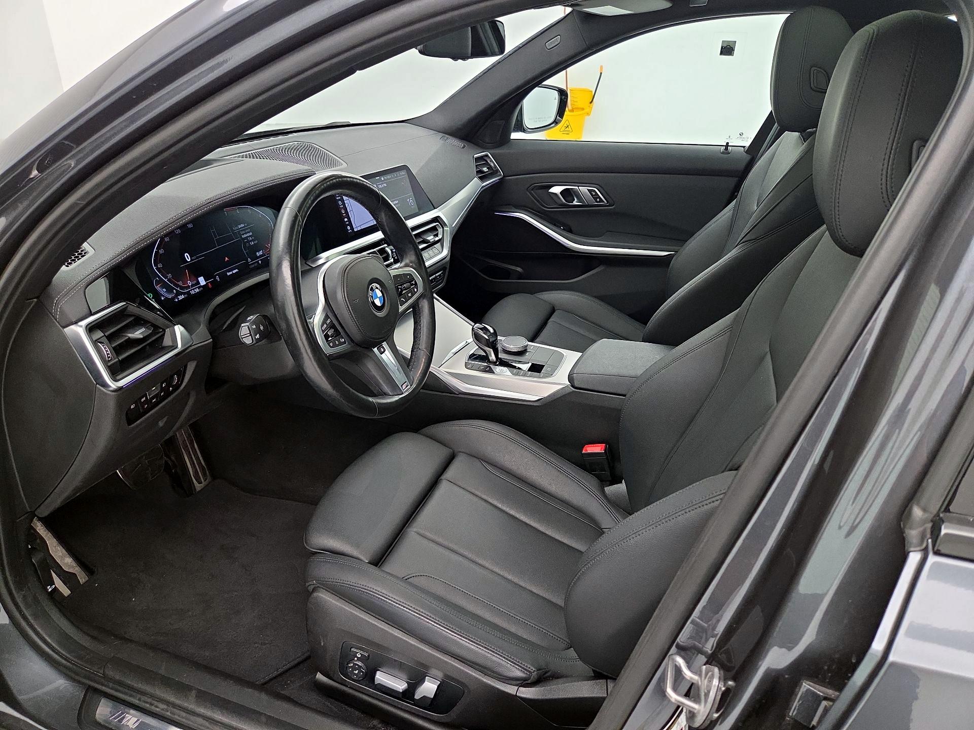 Thumbnail: 2021 BMW 3 Series - 11