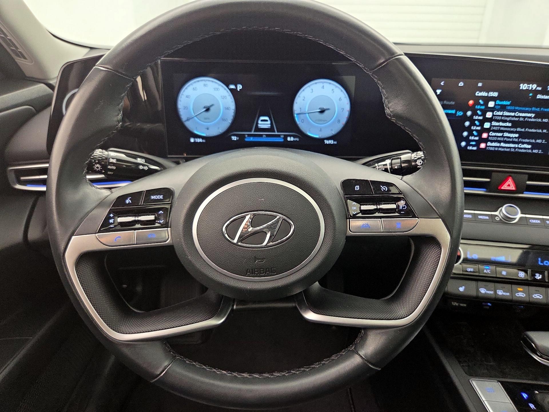 Thumbnail: 2022 Hyundai Elantra - 10