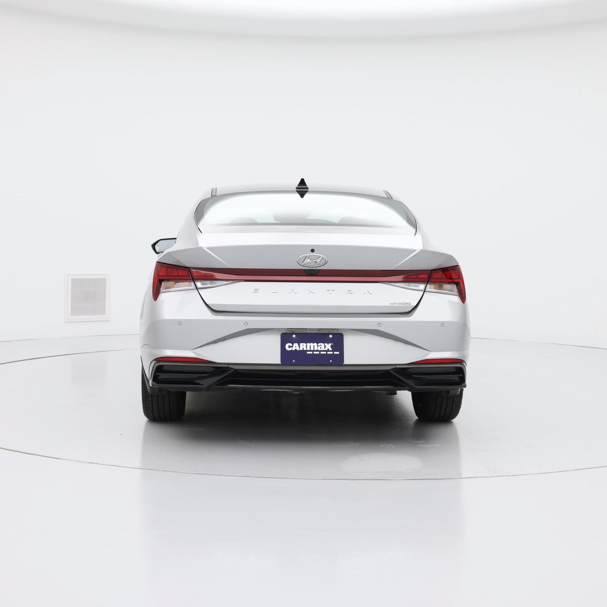 Thumbnail: 2022 Hyundai Elantra - 6