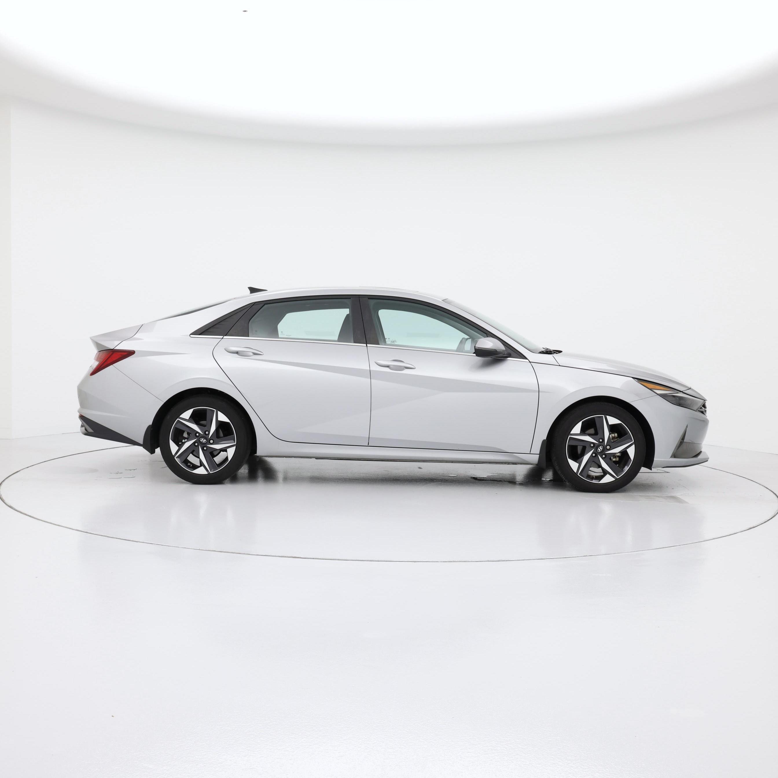 Thumbnail: 2022 Hyundai Elantra - 7