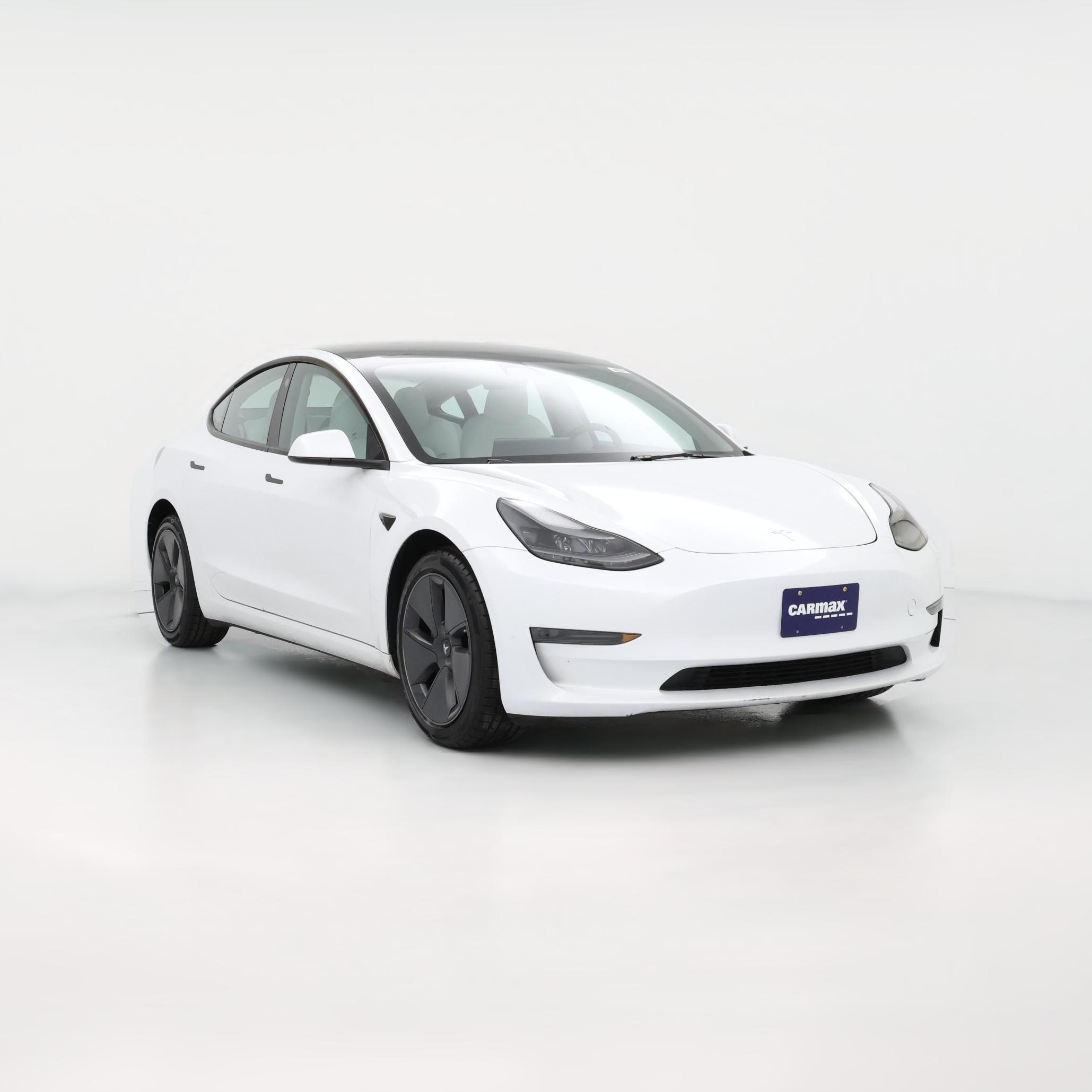 Thumbnail: 2023 Tesla Model 3 - 1