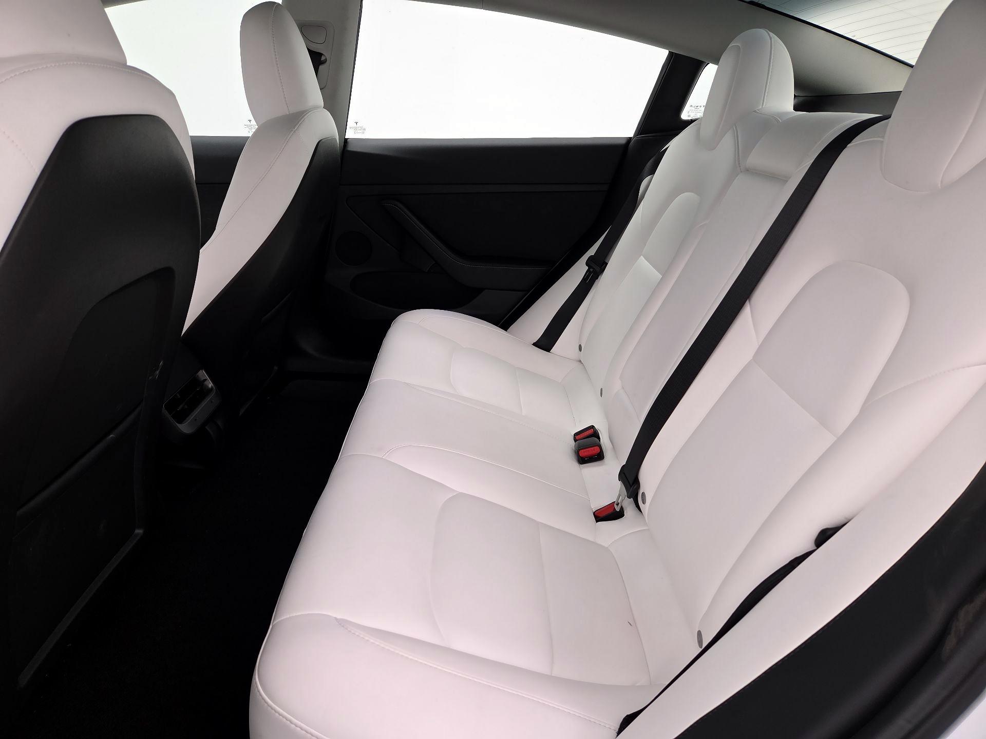 Thumbnail: 2023 Tesla Model 3 - 19